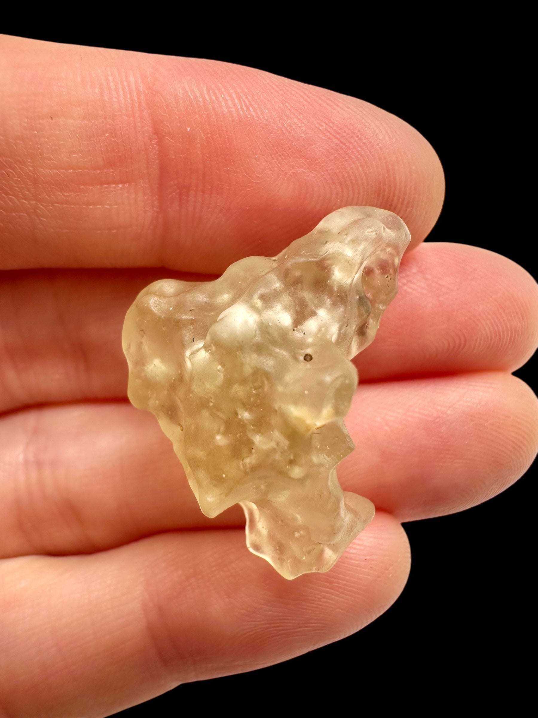 Libyan desert glass with sand inclusions – 5,2g - LPI22