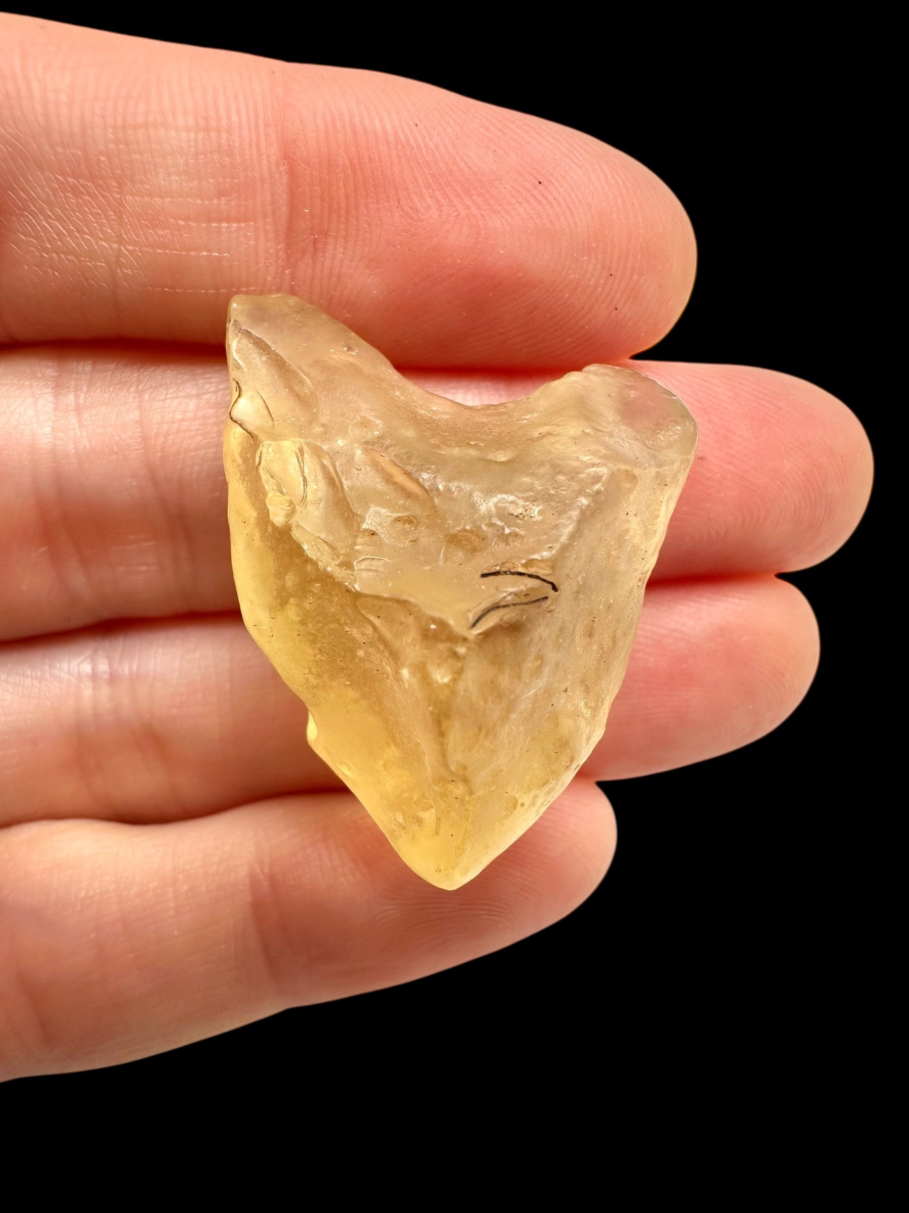 Libyan desert glass 8,6g