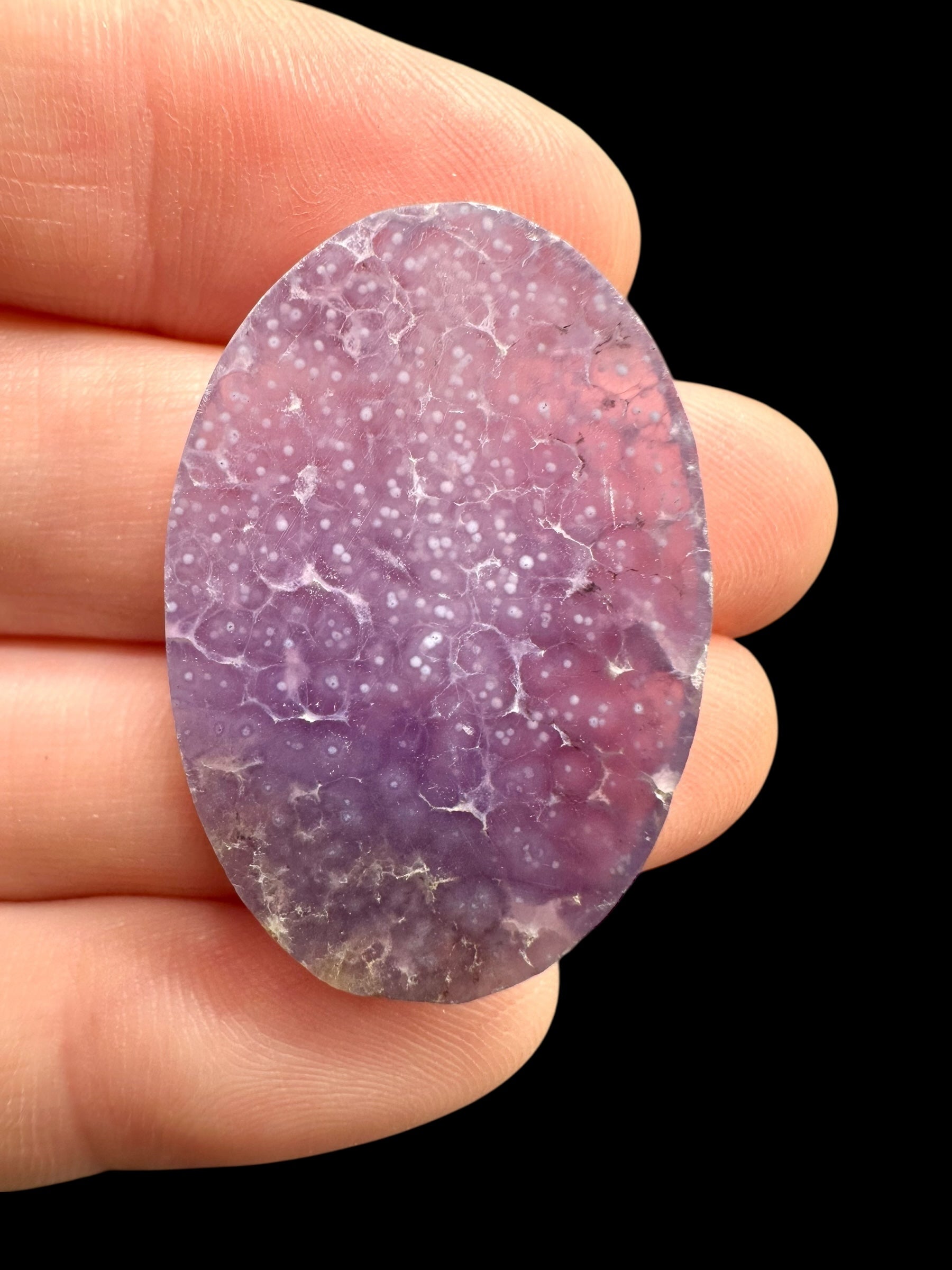 Grape Chalcedony cabochon – Sulawesi, Indonesia - HCH438