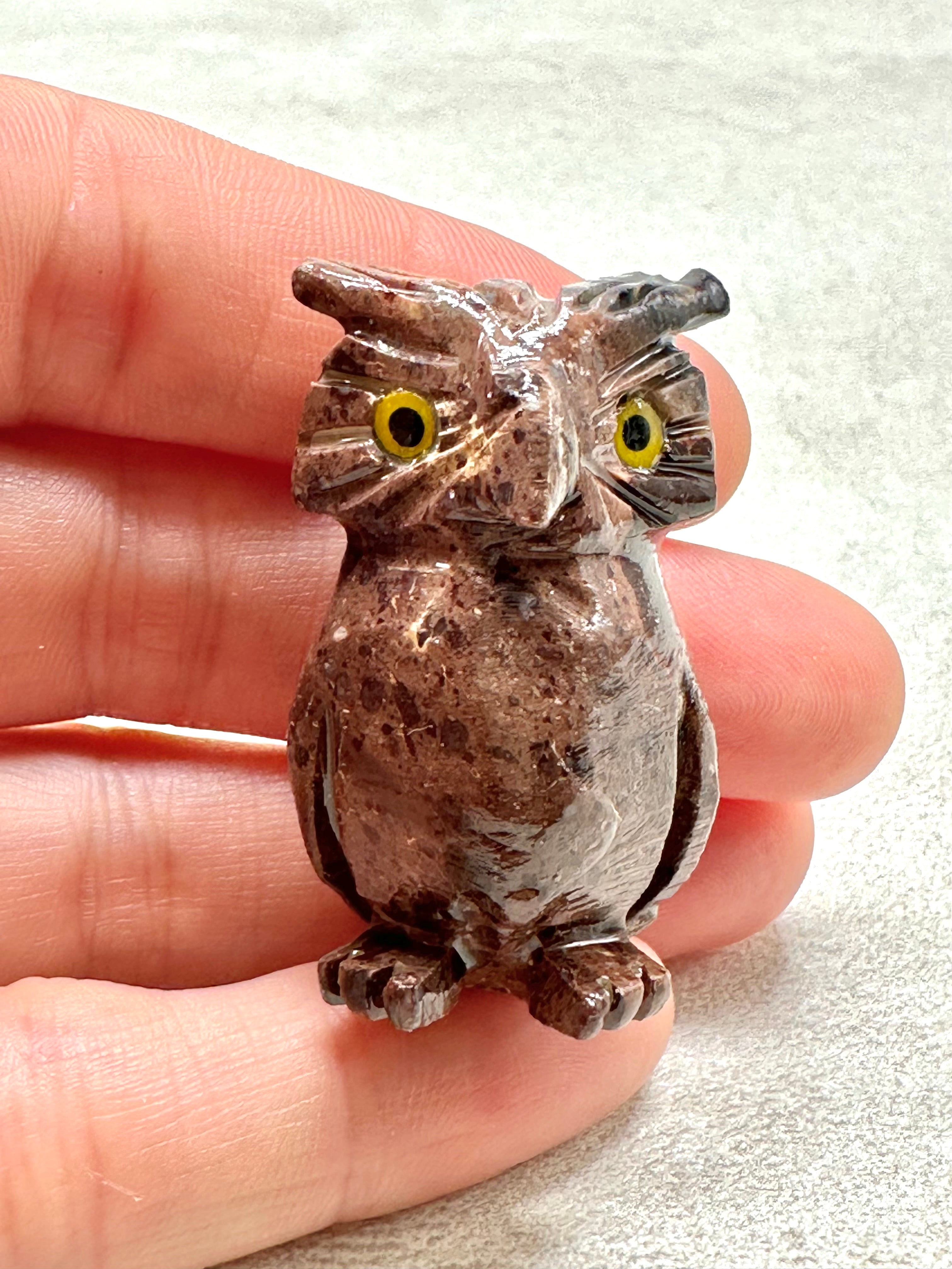 Animal made of soapstone – owl