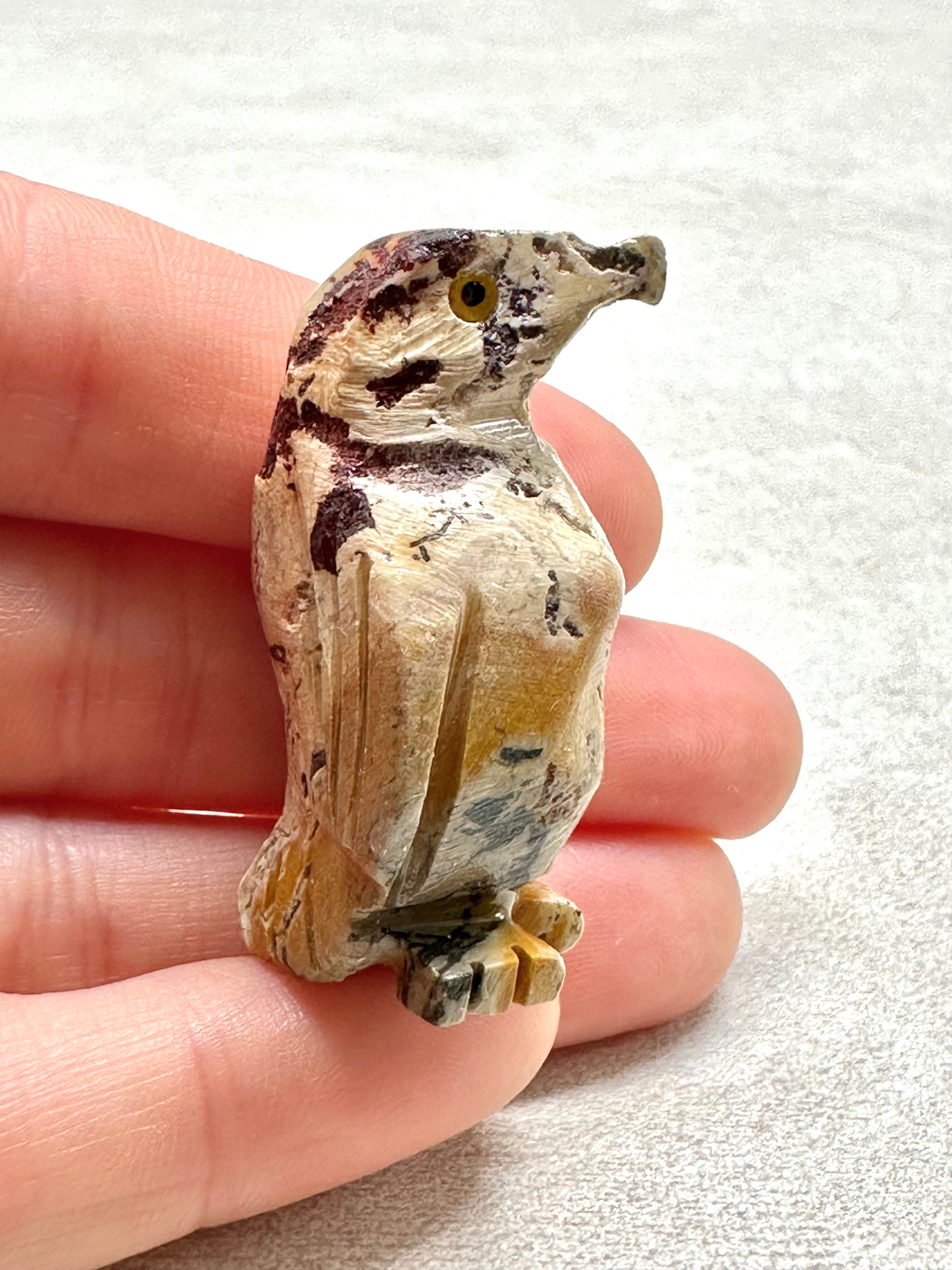 Animal made of soapstone – penguin - ZV007
