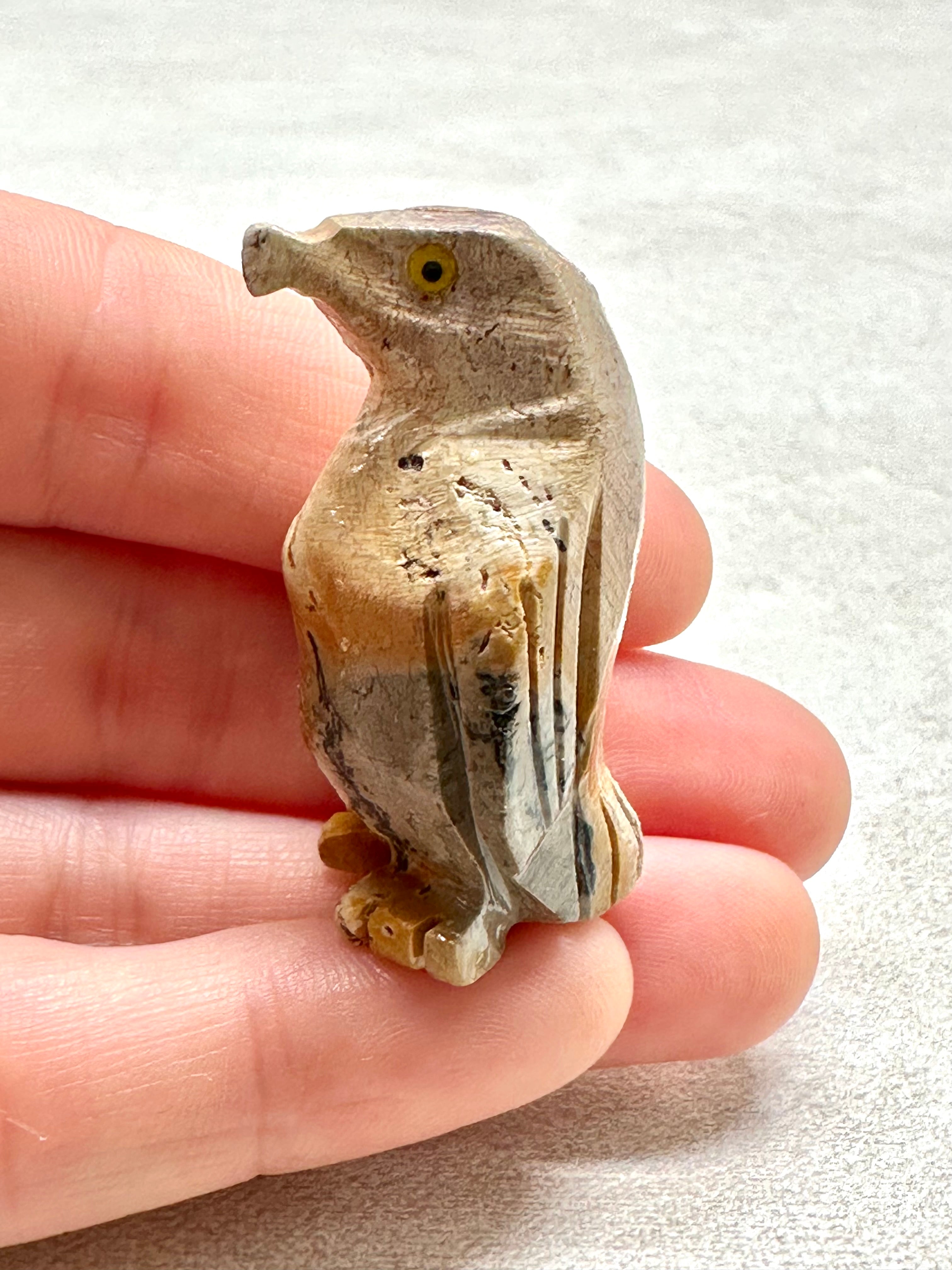Animal made of soapstone – penguin - ZV007