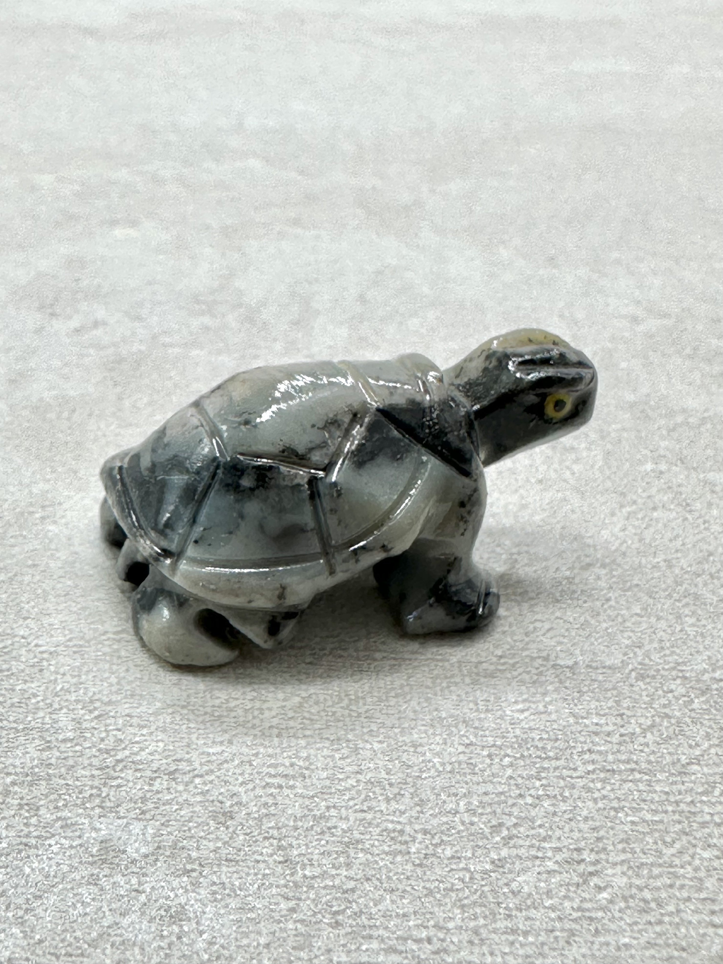 Animal made of soapstone – turtle - ZV008