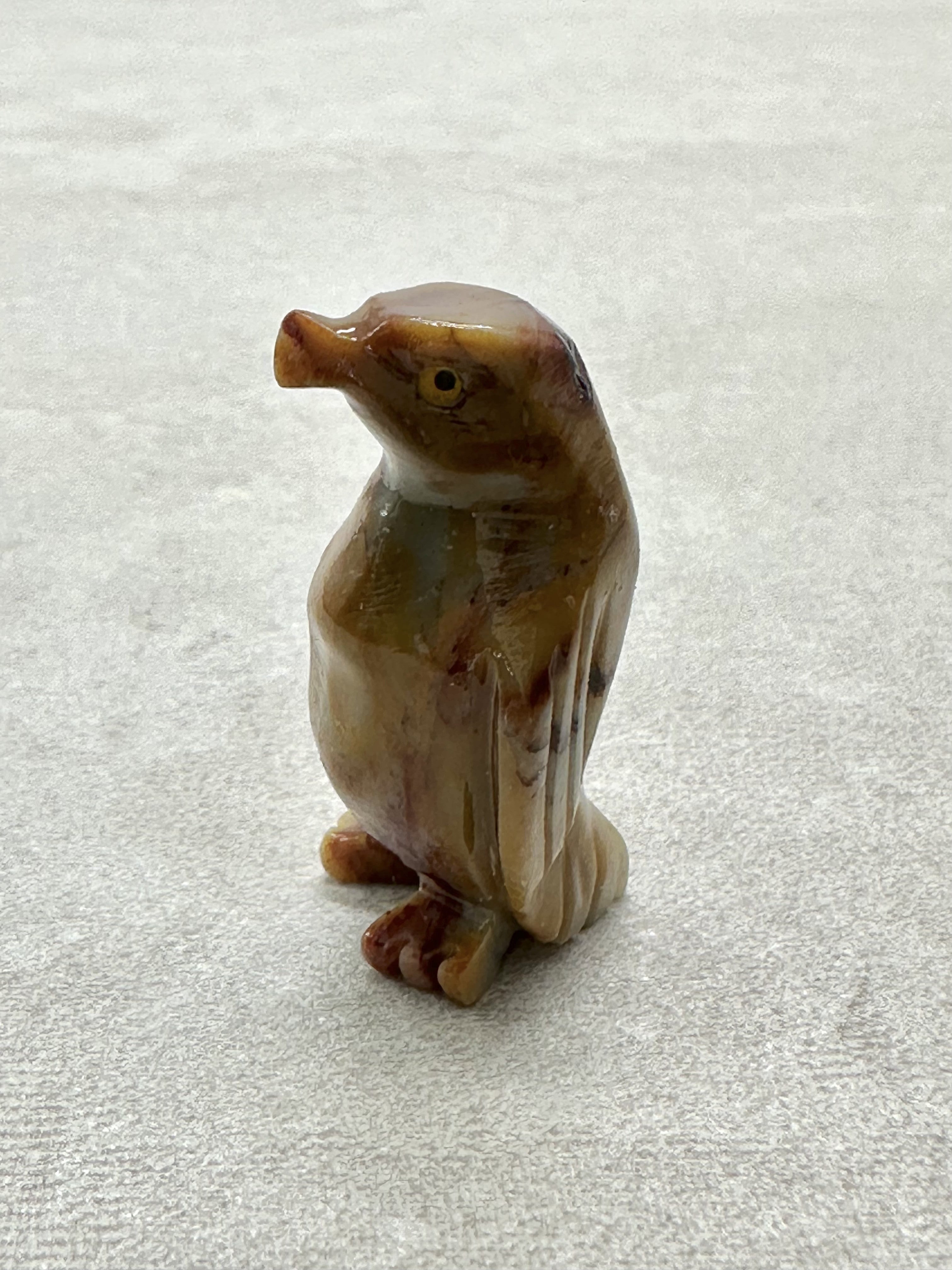 Animal made of soapstone – penguin - ZV009