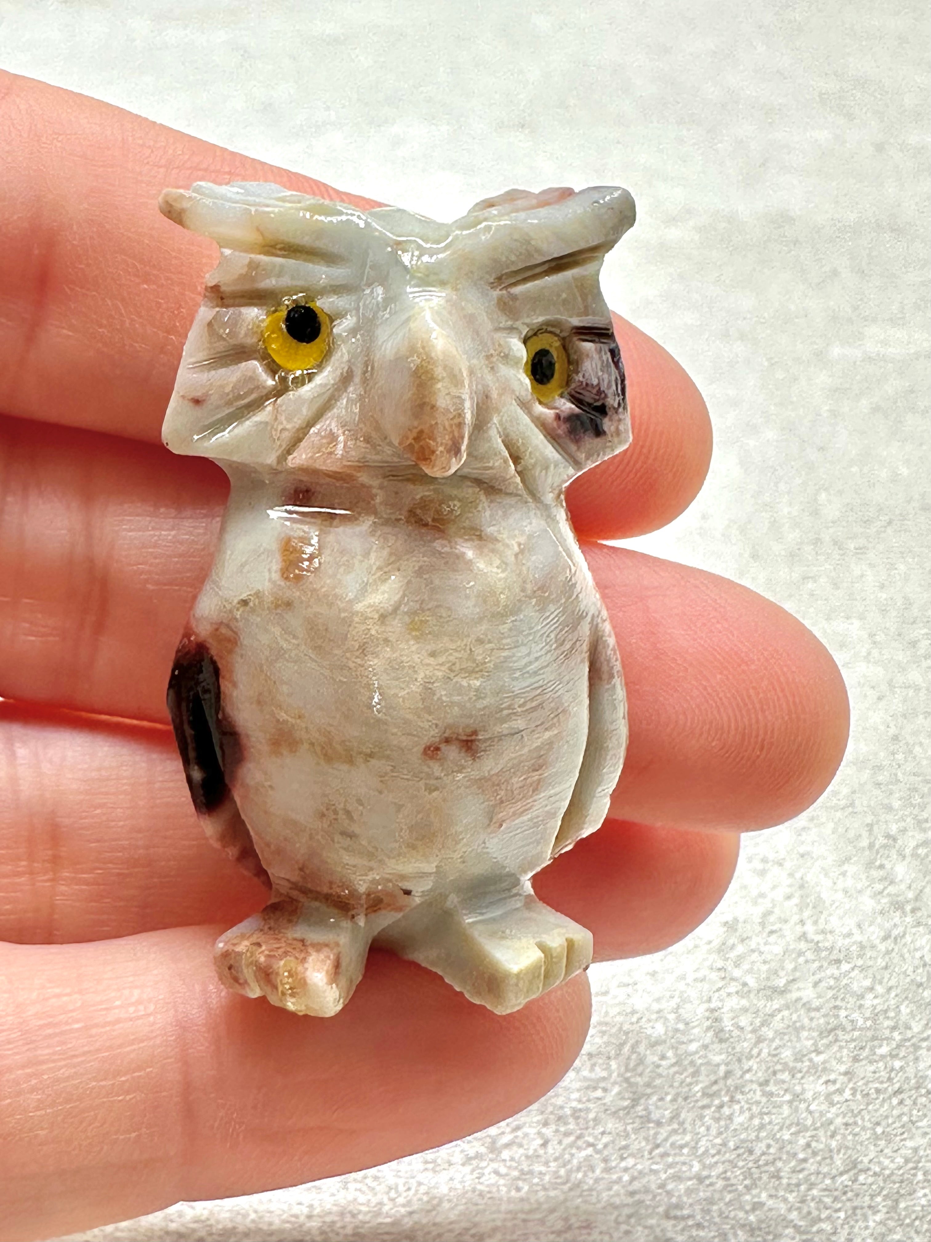 Animal made of soapstone – owl - ZV010