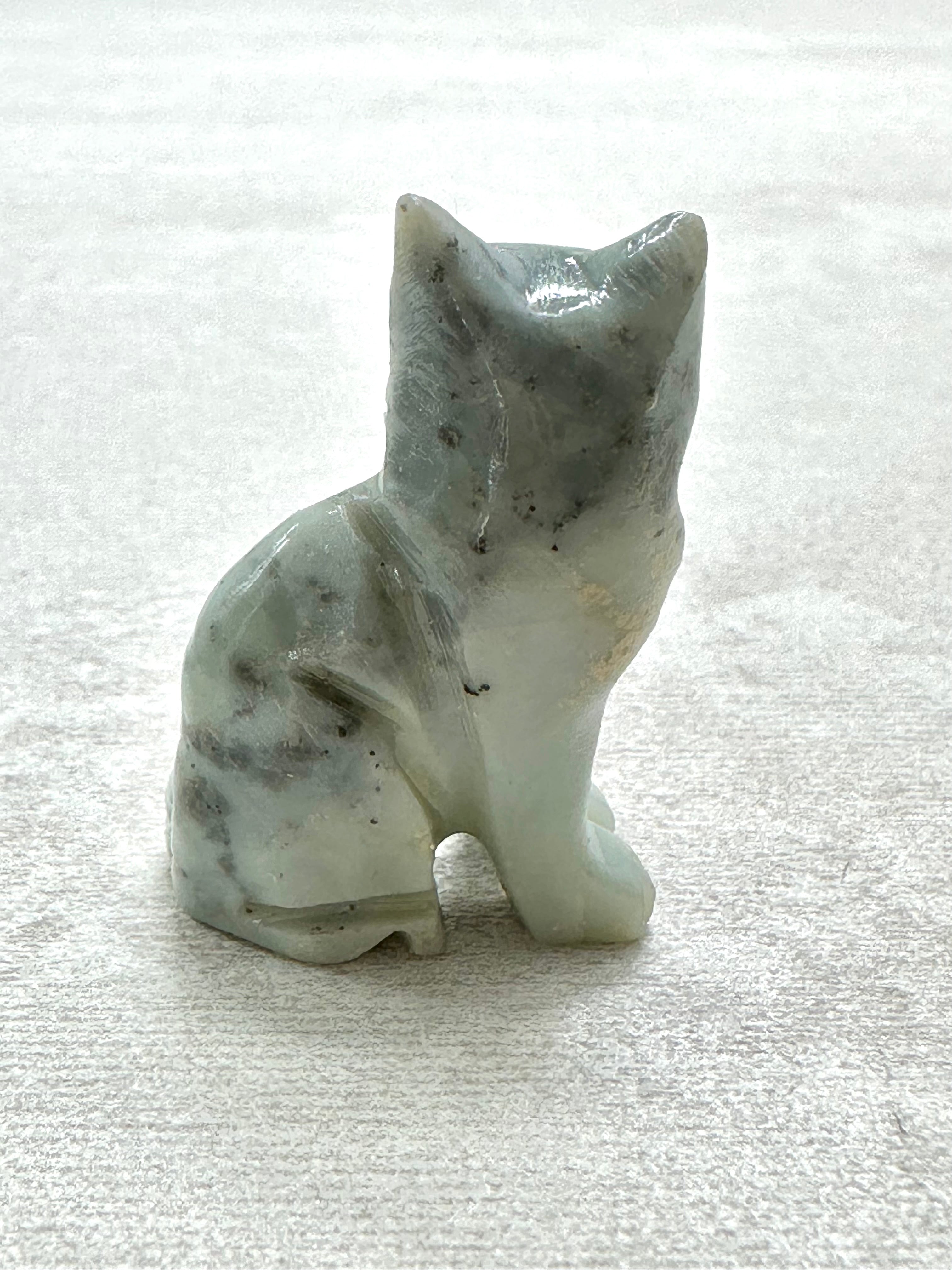 Animal made of soapstone – cat - ZV025