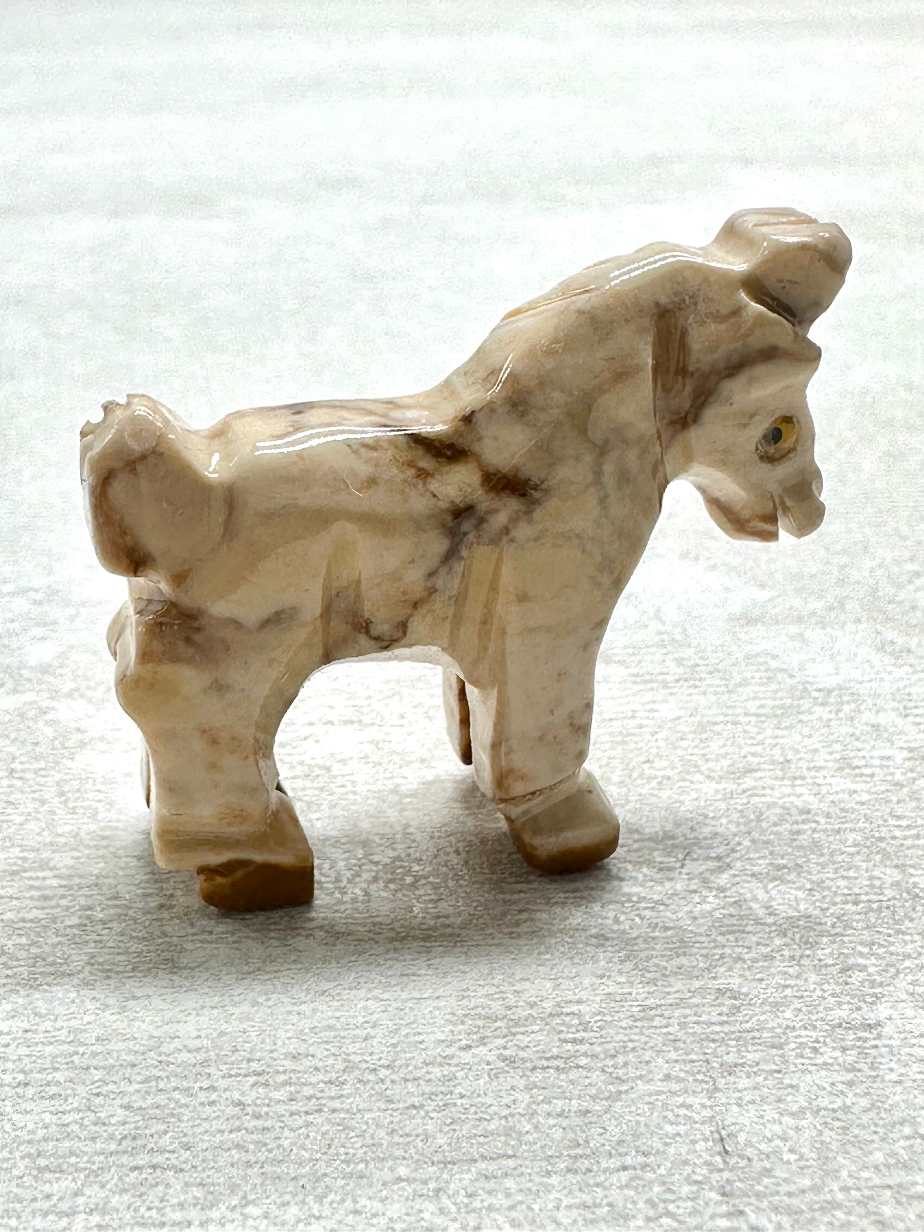 Animal made of soapstone – horse - ZV030
