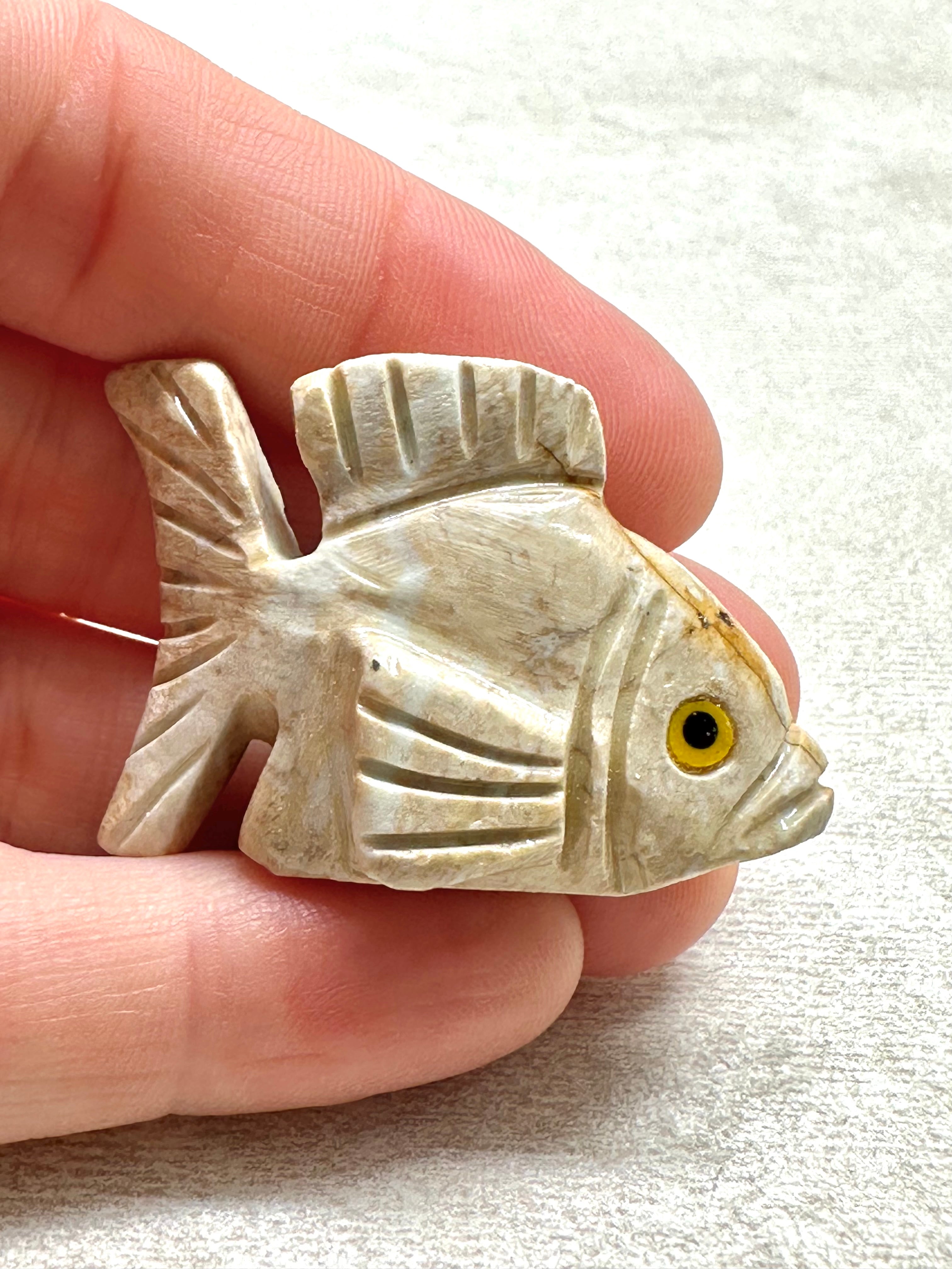 Animal made of soapstone – fish - ZV033