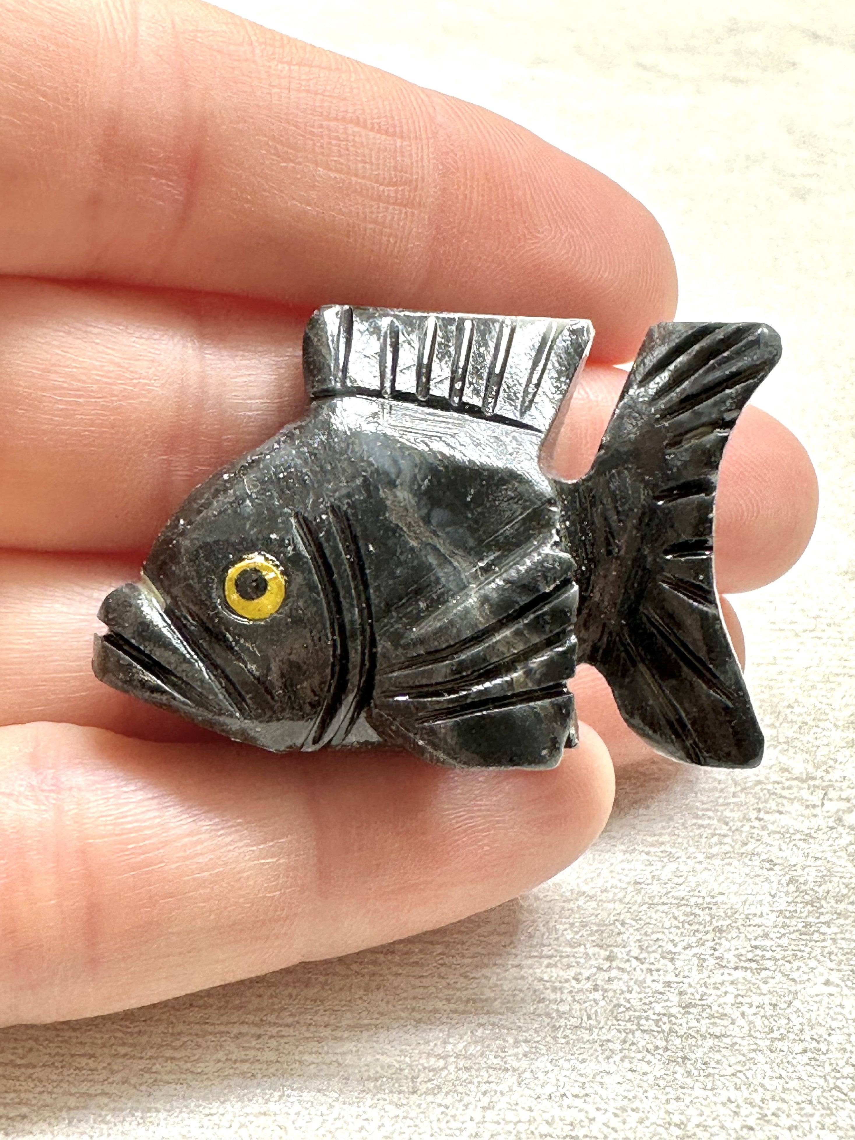 Animal made of soapstone – fish - ZV036