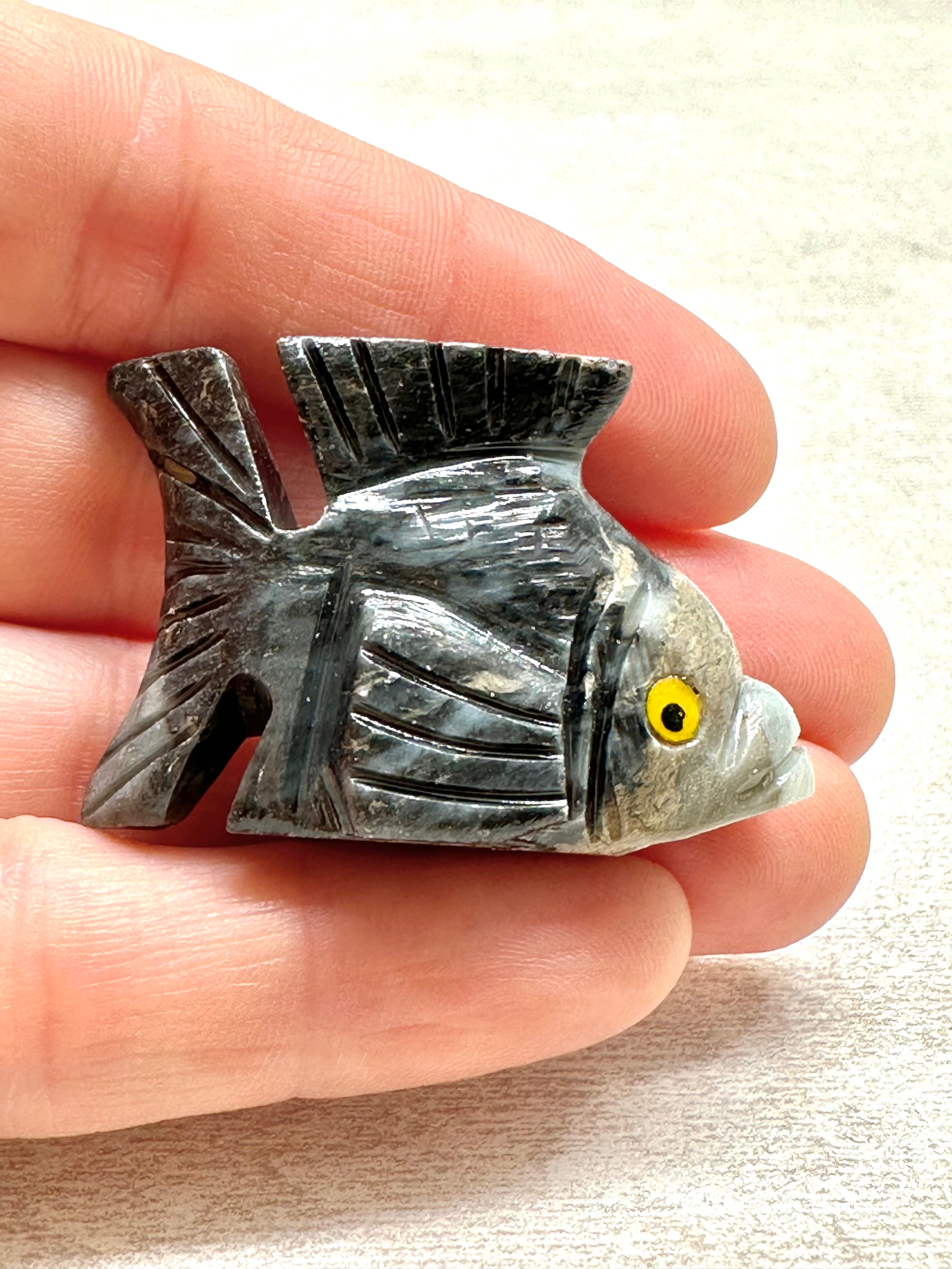 Animal made of soapstone – fish - ZV038