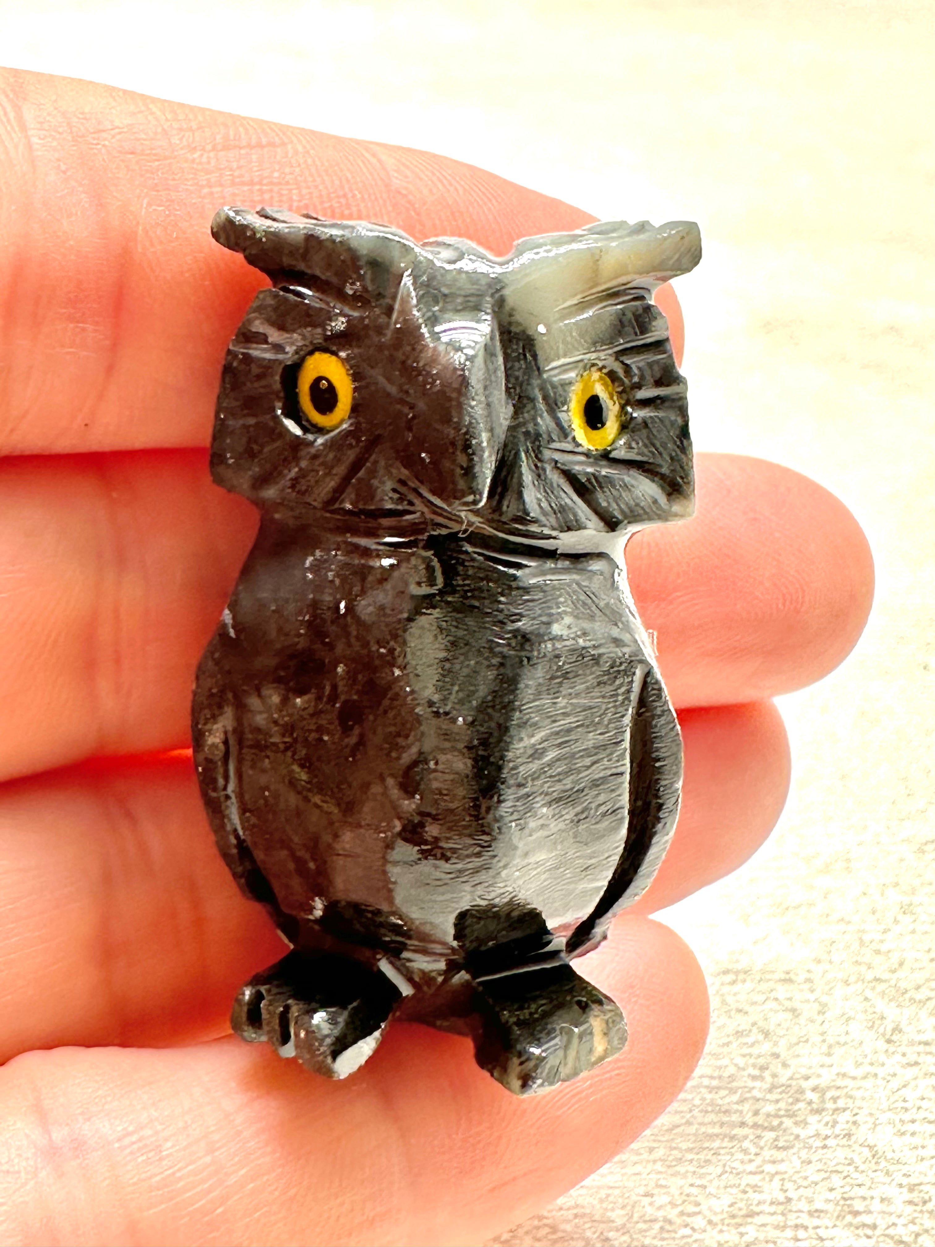Animal made of soapstone – owl - ZV039