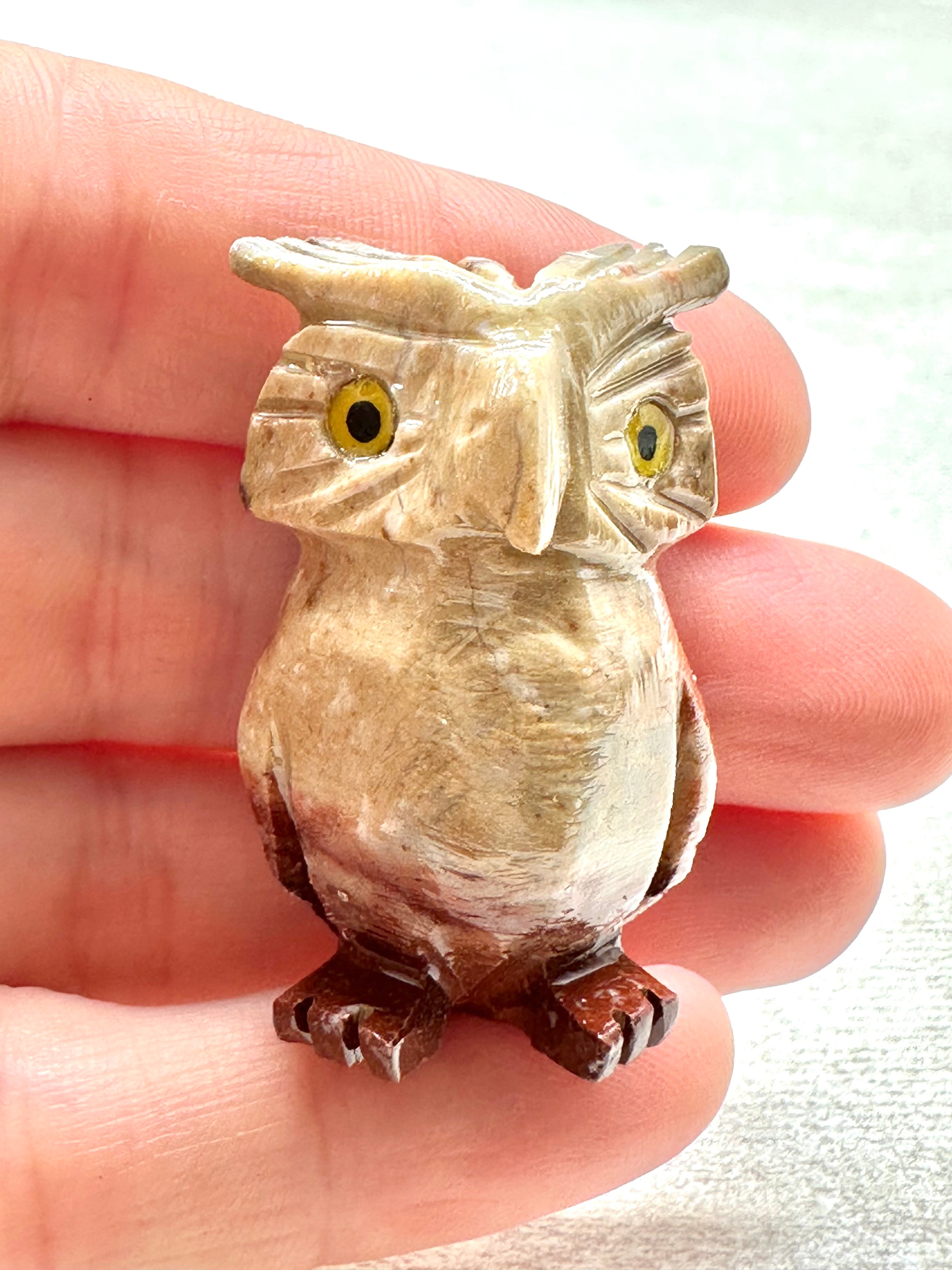Animal made of soapstone – owl - ZV040