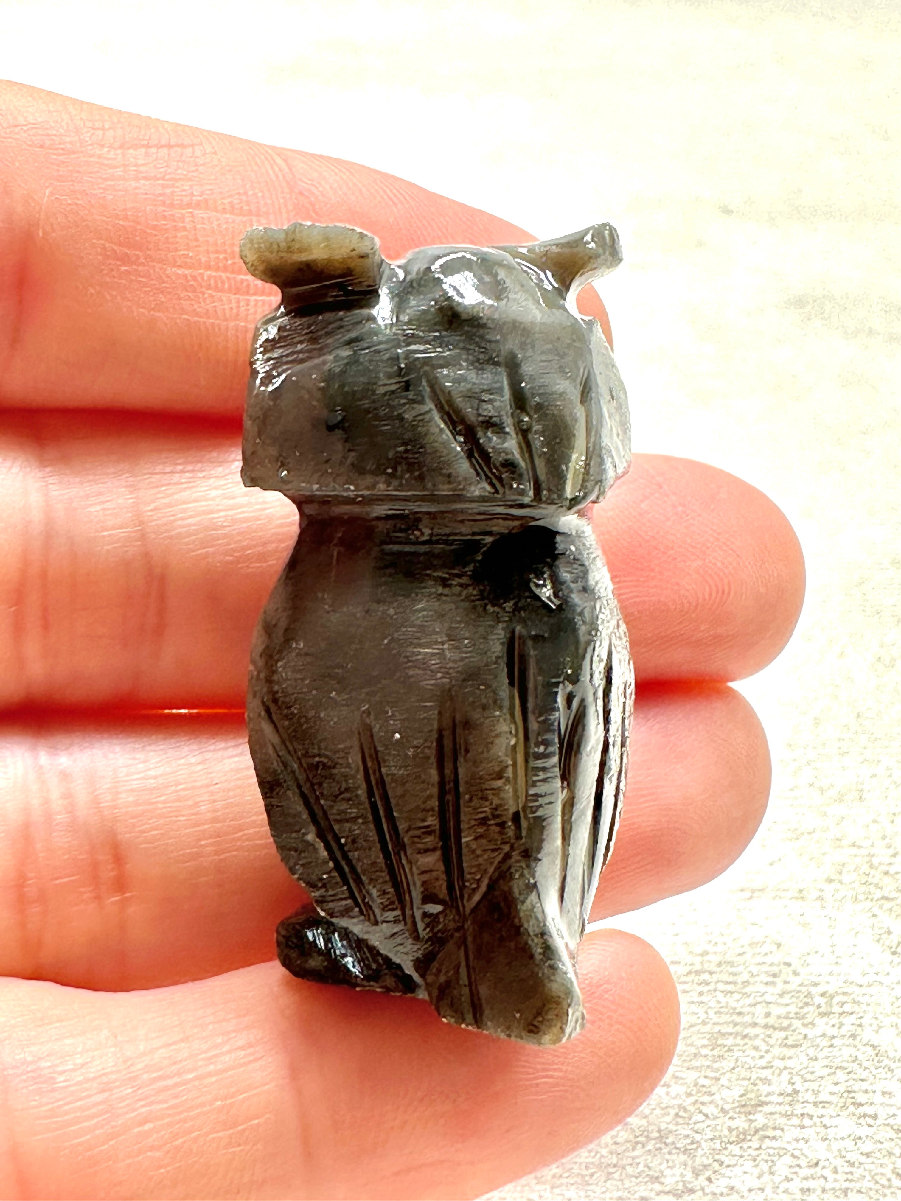 Animal made of soapstone – owl - ZV041