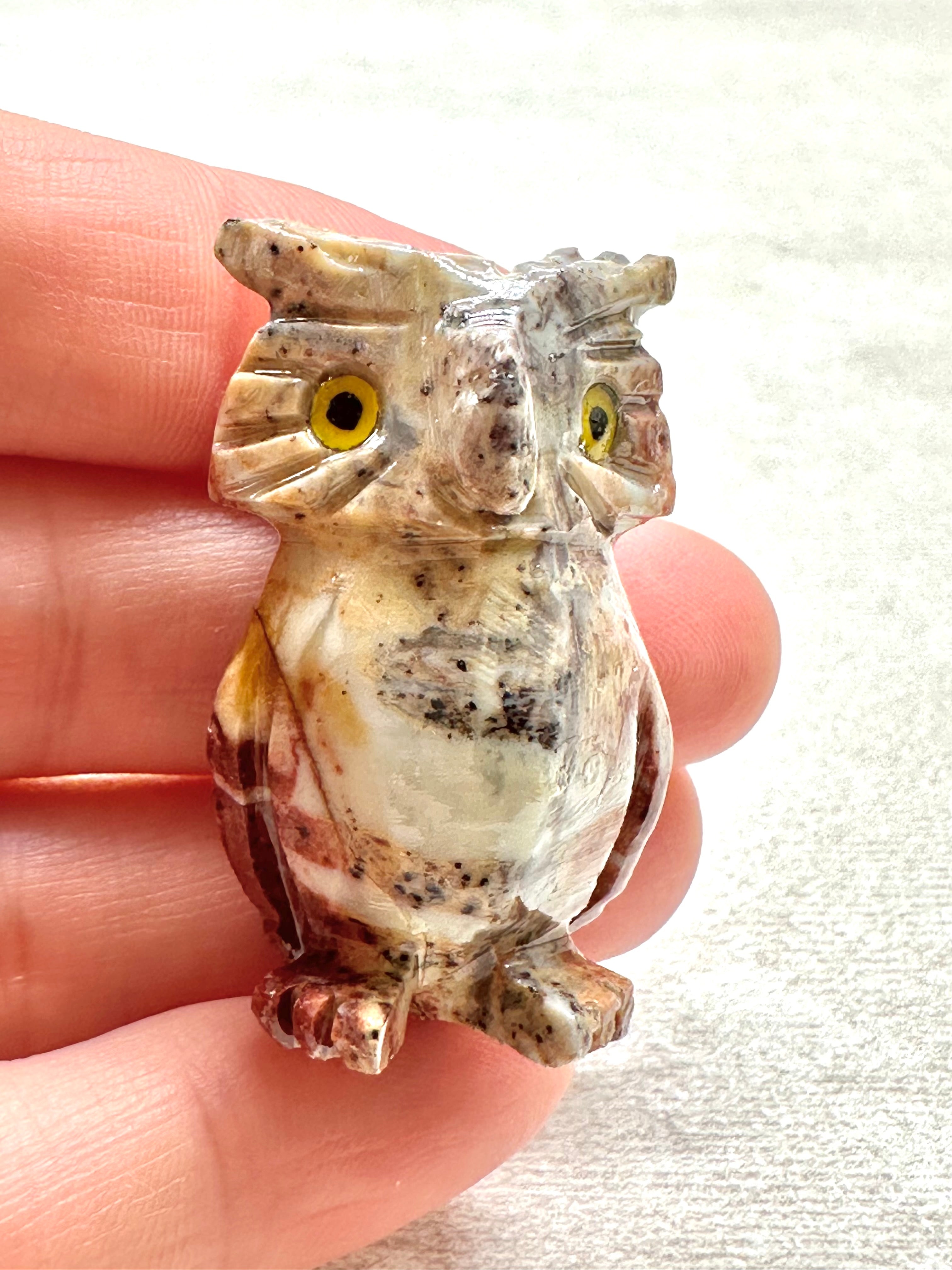 Animal made of soapstone – owl - ZV042