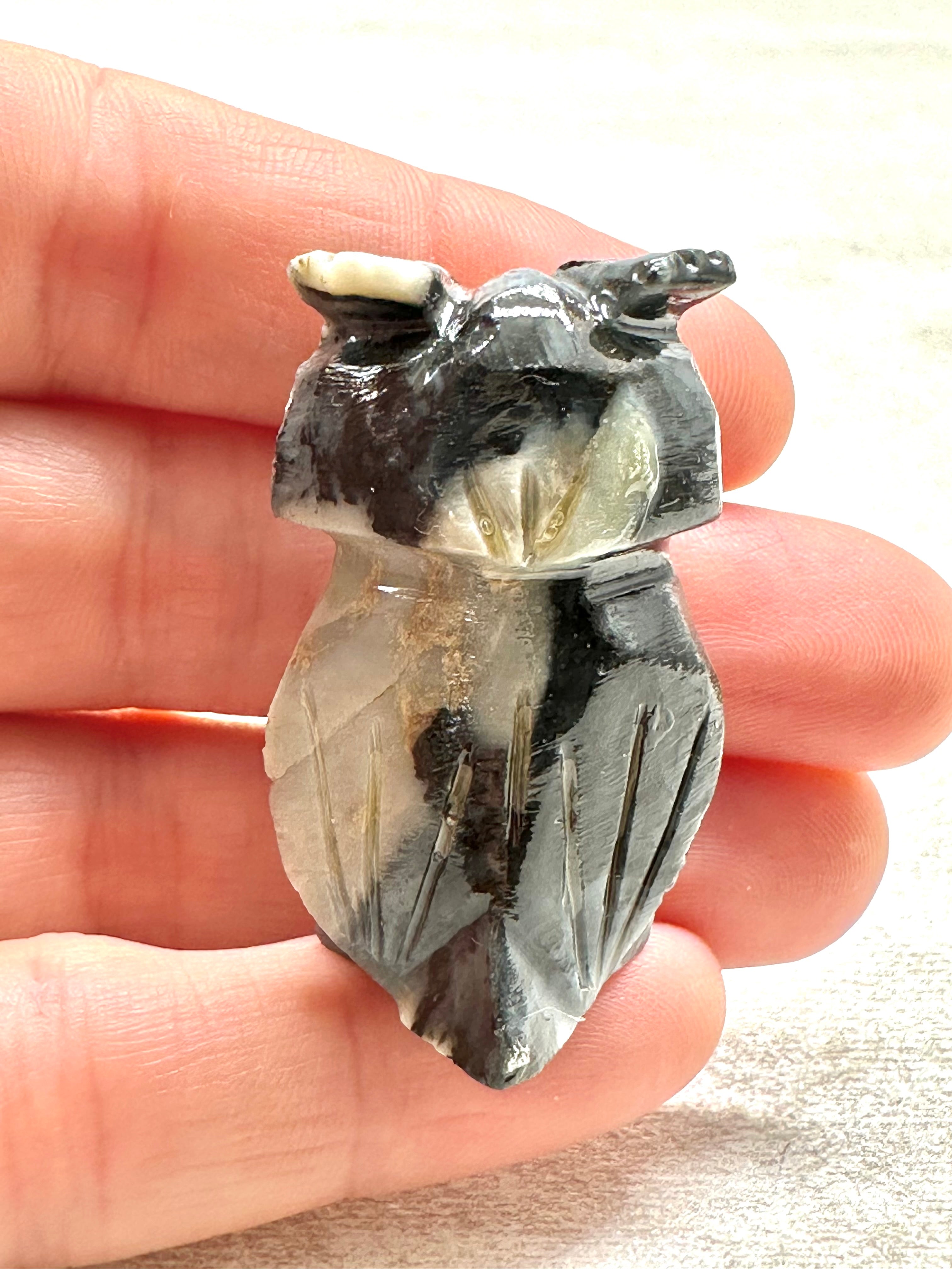 Animal made of soapstone – owl - ZV044