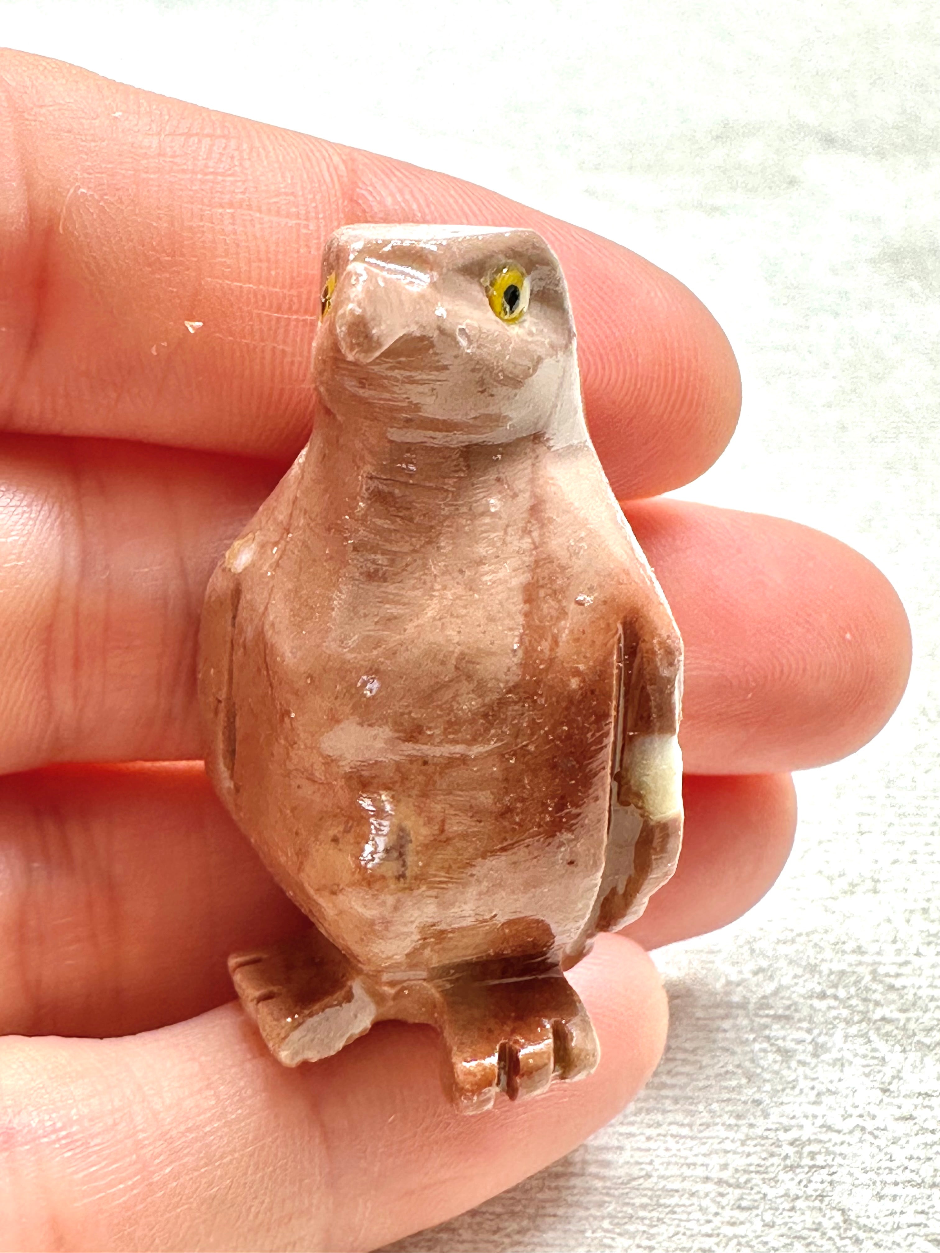 Animal made of soapstone – penguin - ZV045