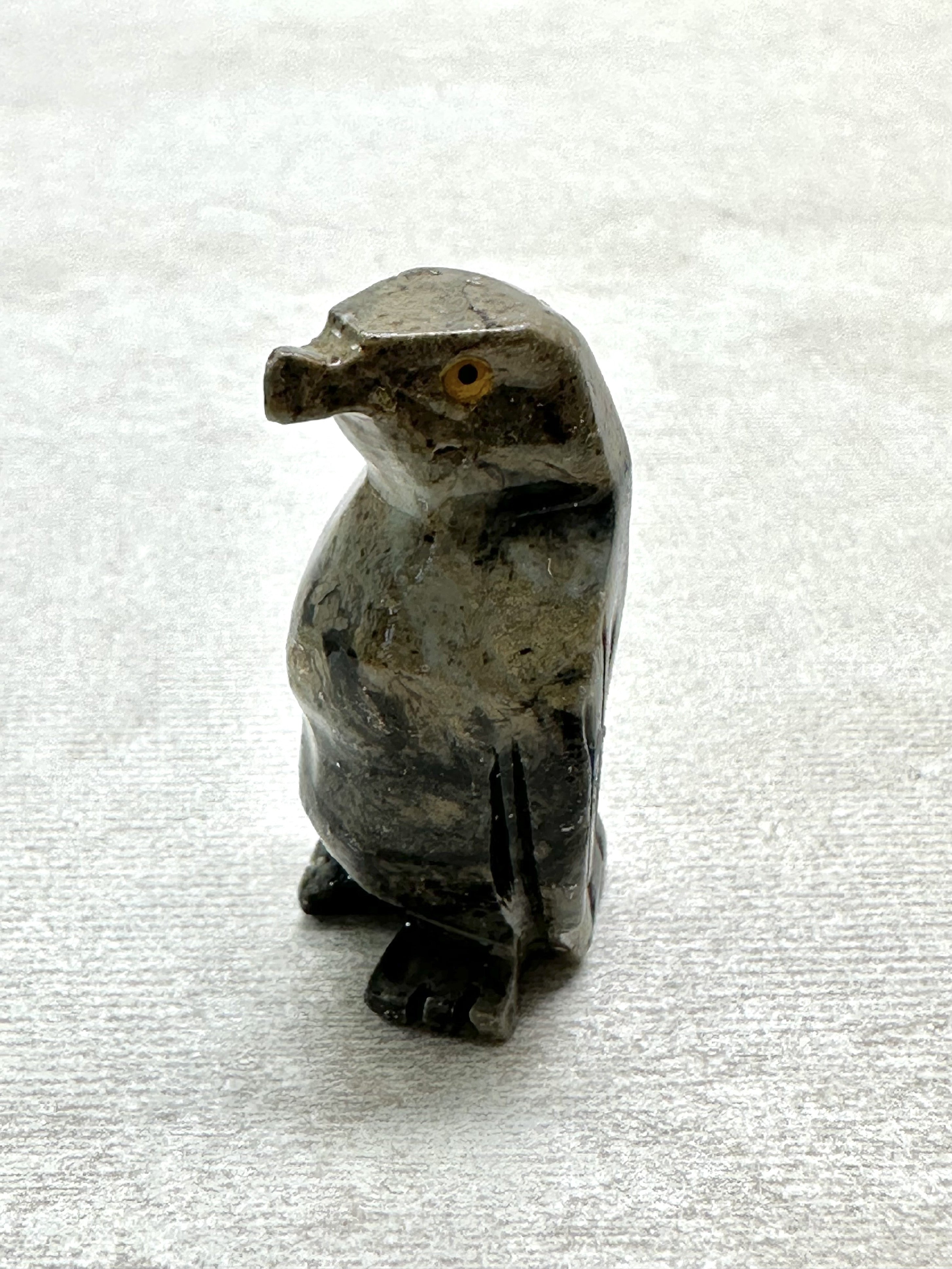Animal made of soapstone – penguin - ZV046