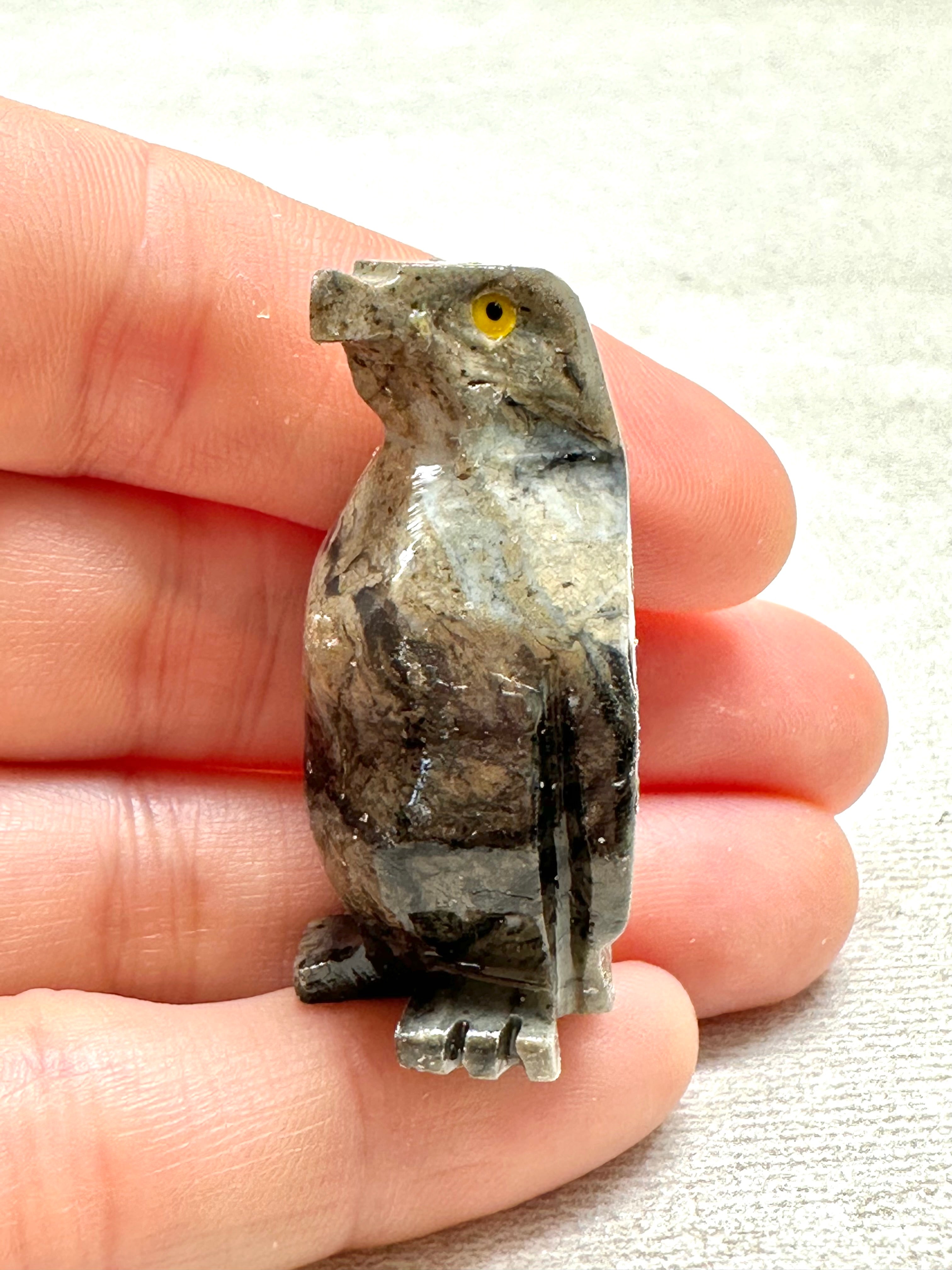 Animal made of soapstone – penguin - ZV046