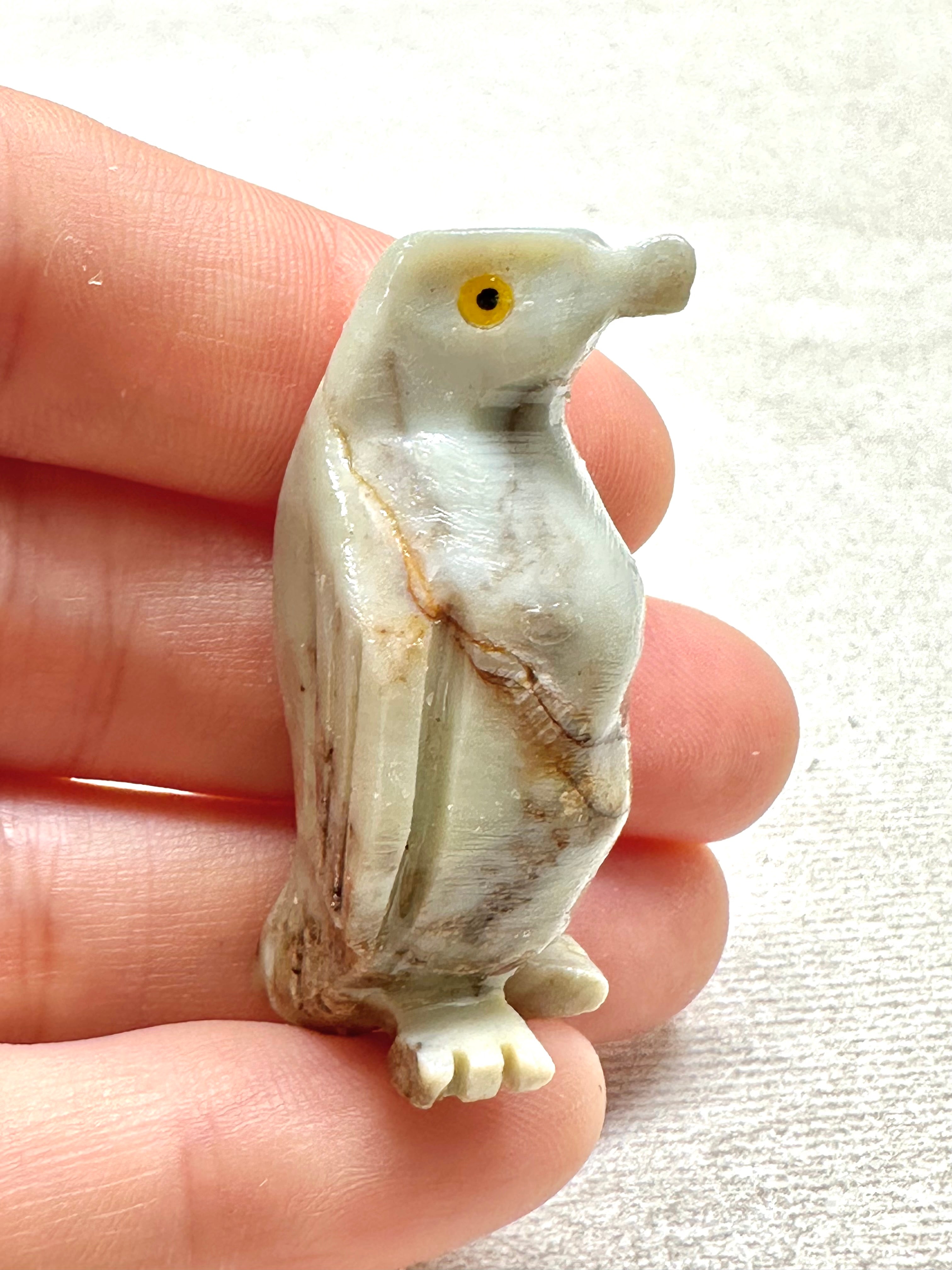 Animal made of soapstone – penguin - ZV047