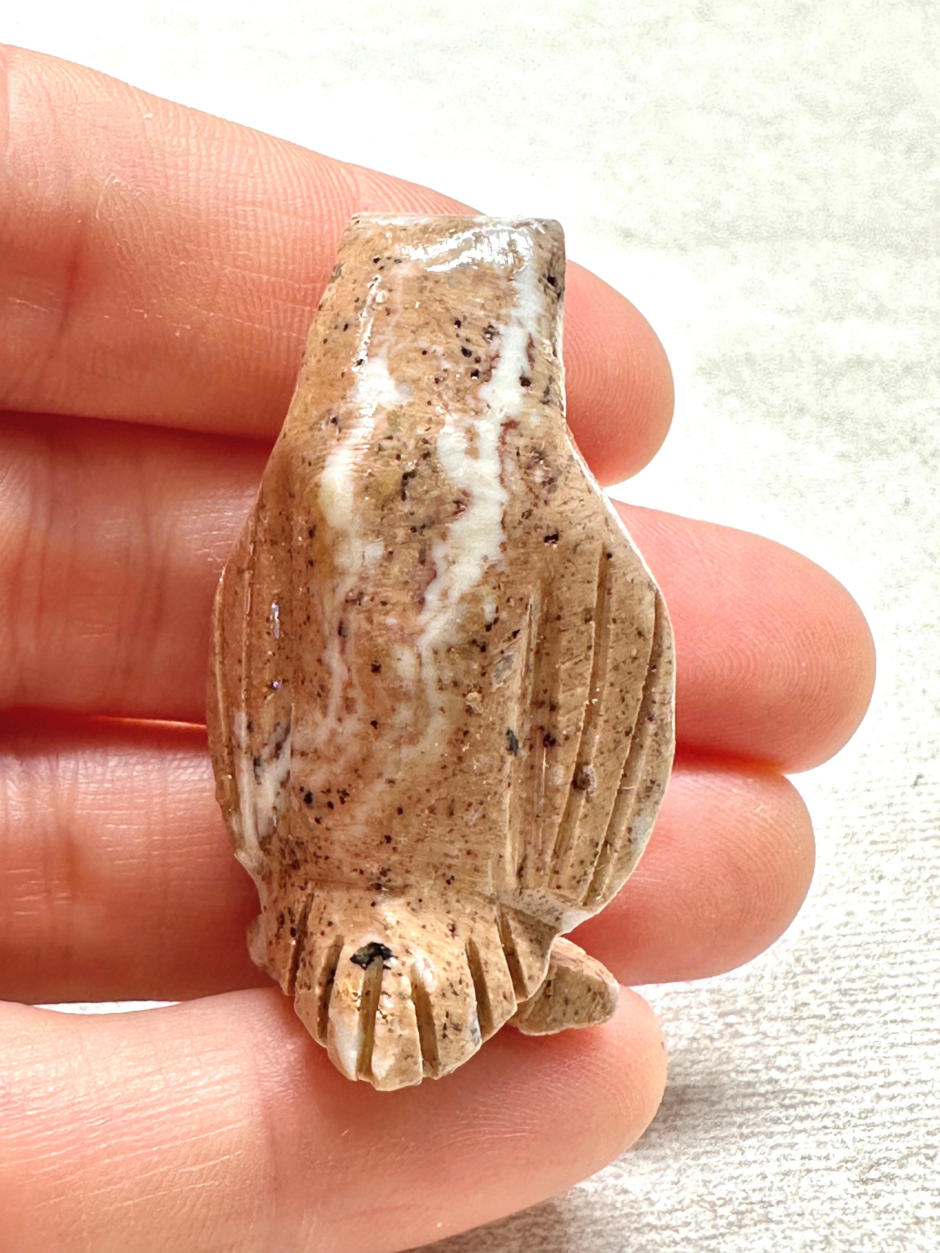 Animal made of soapstone – penguin - ZV048