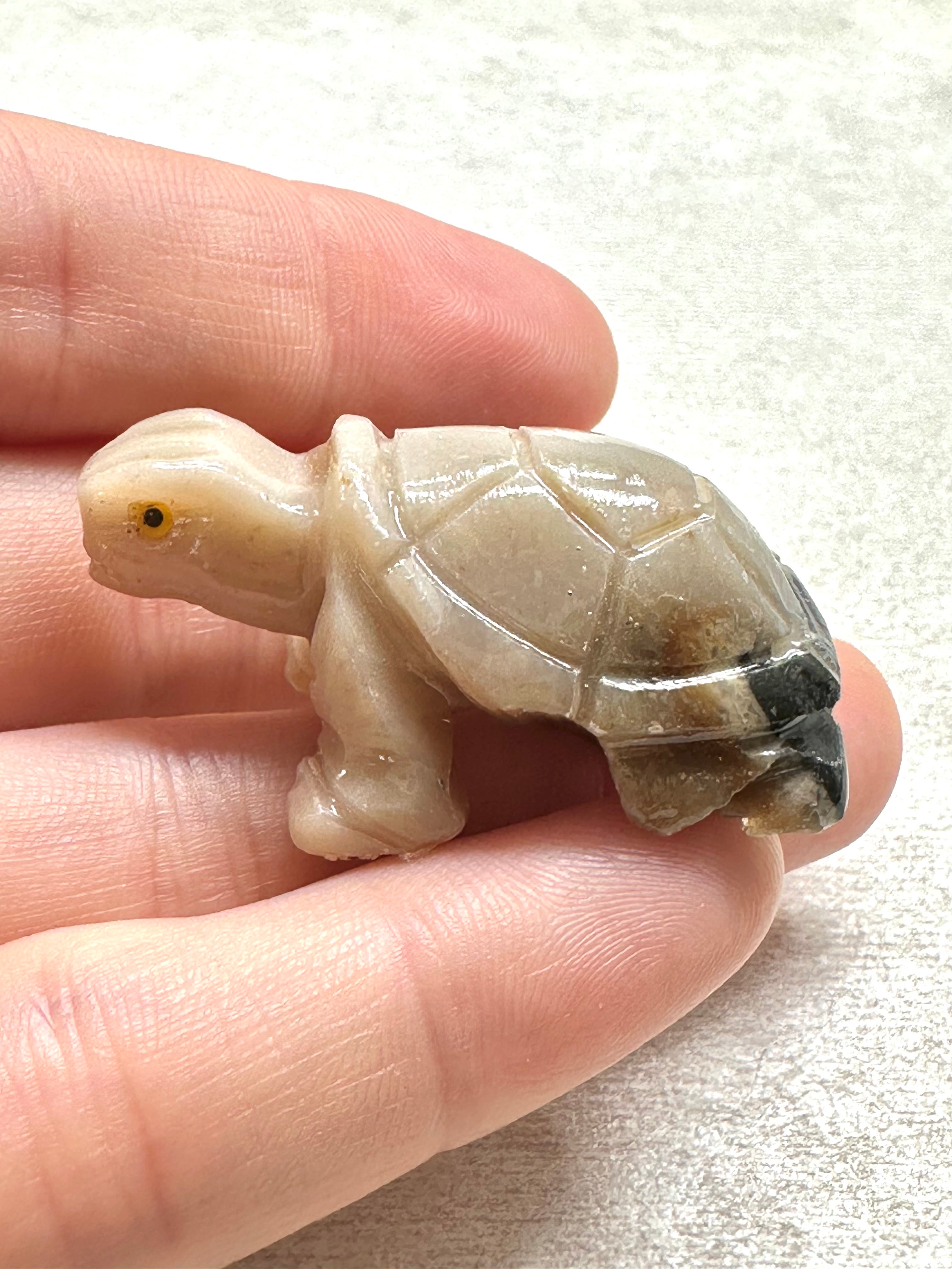 Animal made of soapstone – turtle - ZV051