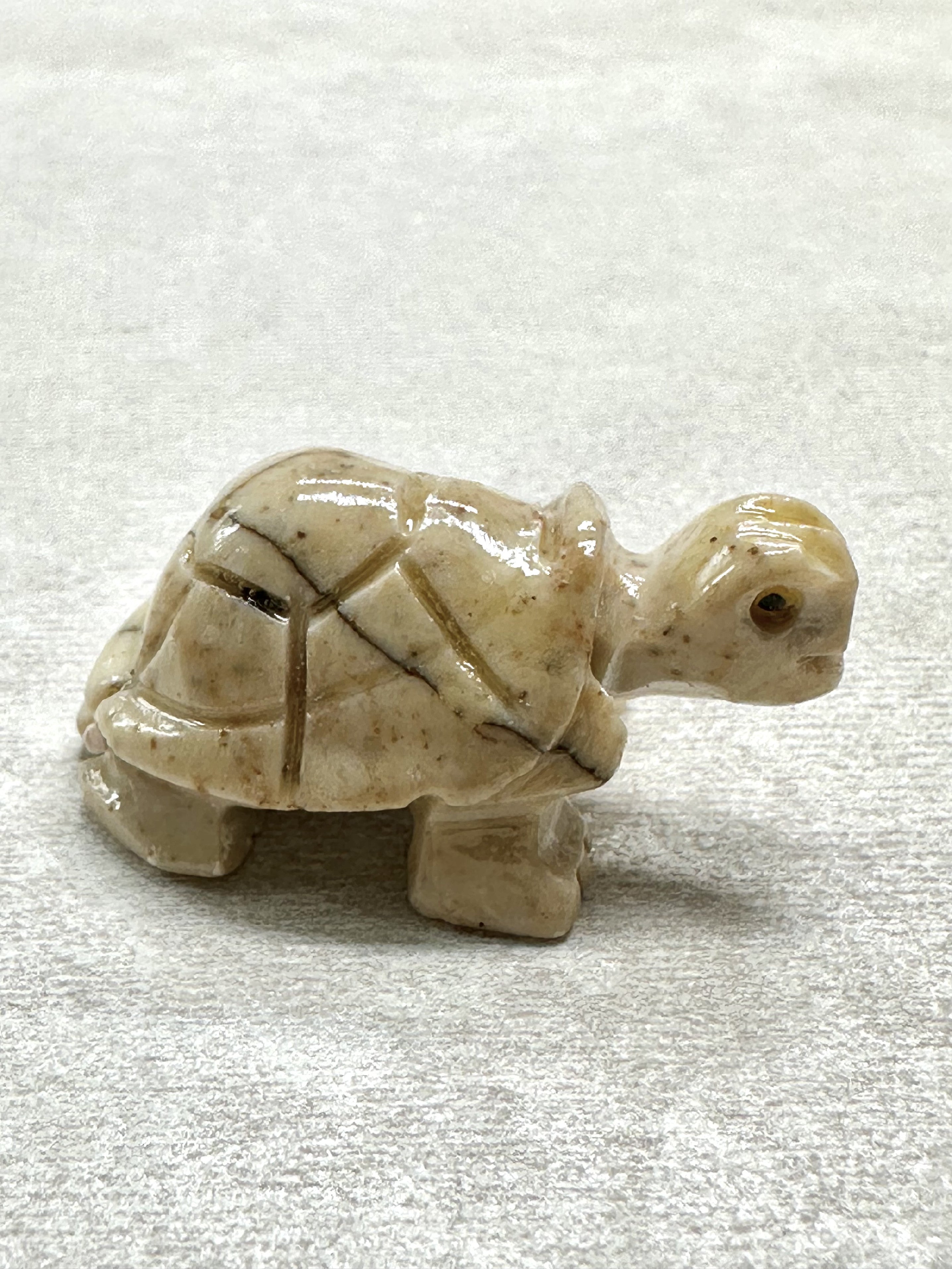 Animal made of soapstone – turtle - ZV053