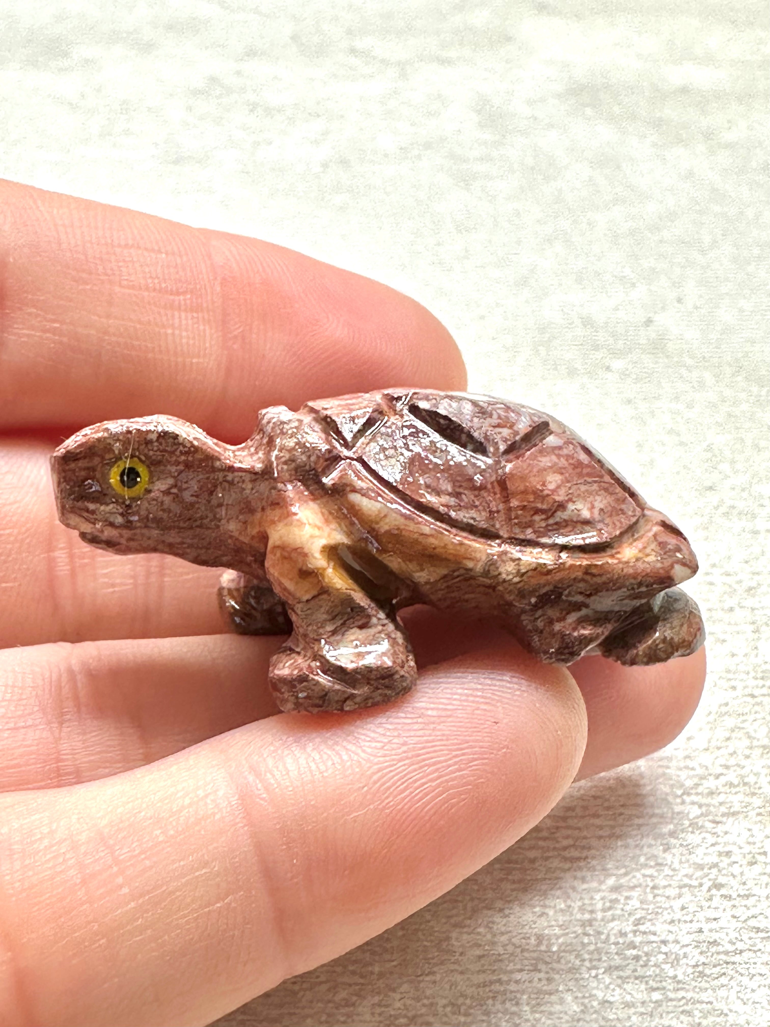 Animal made of soapstone – turtle - ZV054