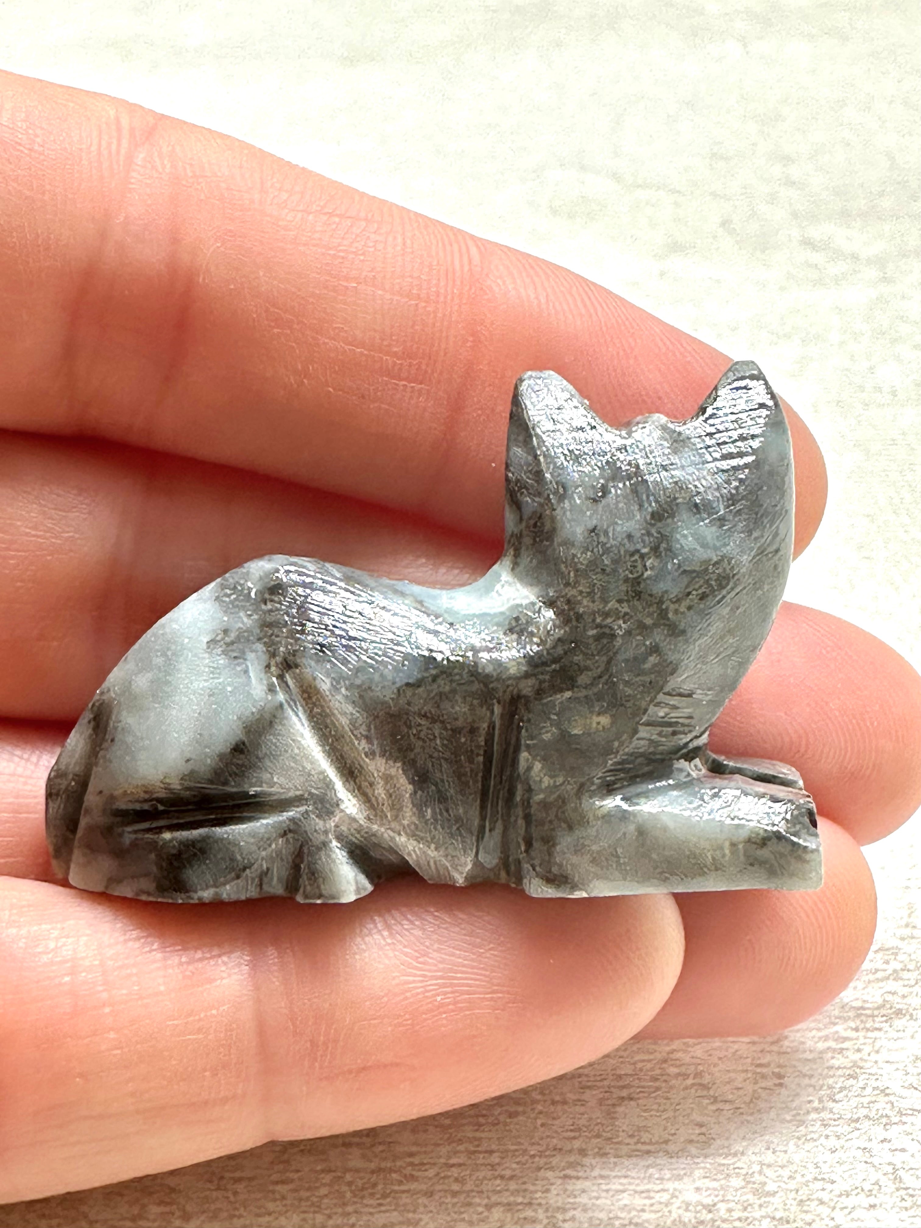 Animal made of soapstone – cat - ZV061