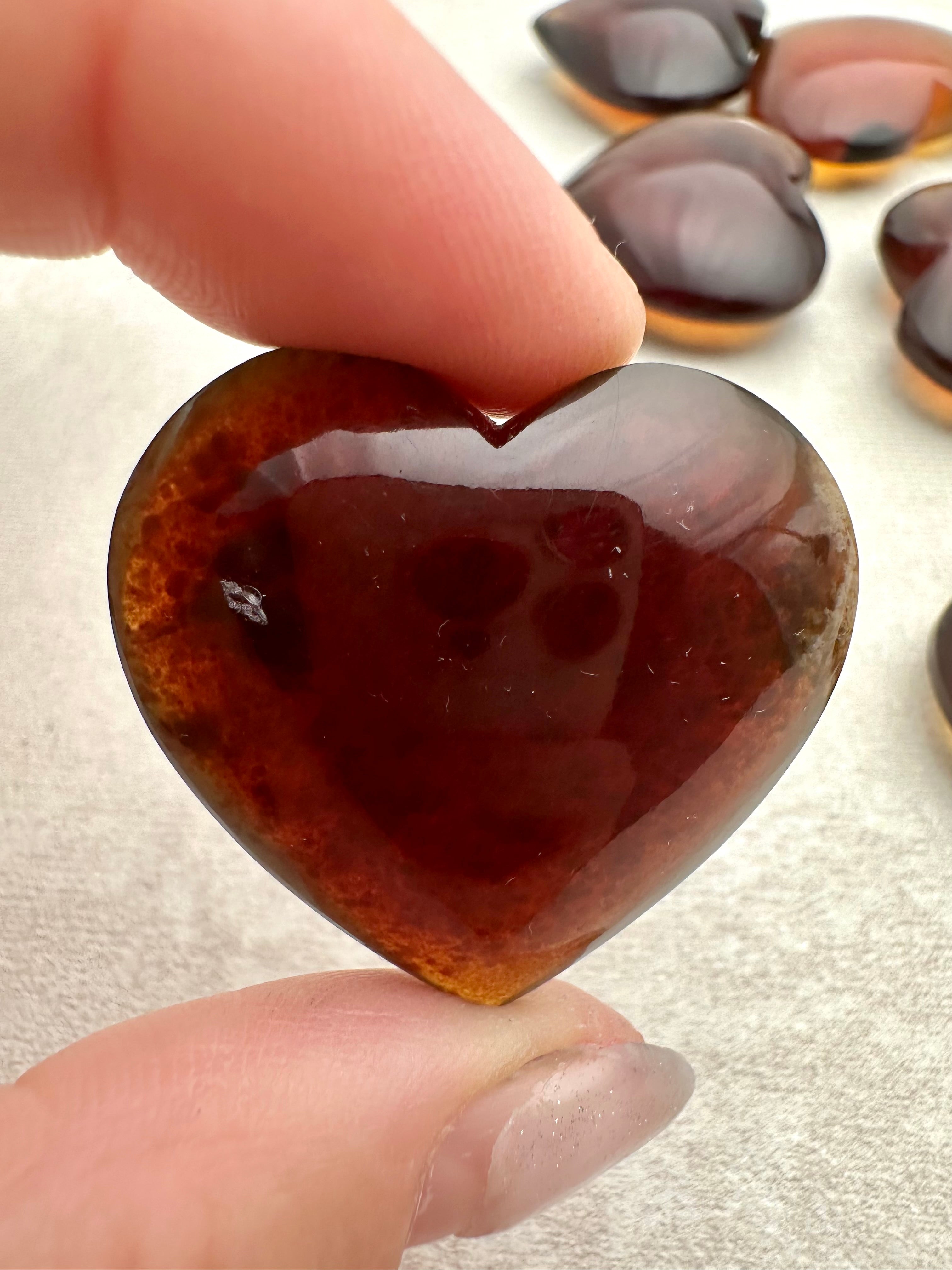 Amber heart – Sumatra, Indonesia - JS005