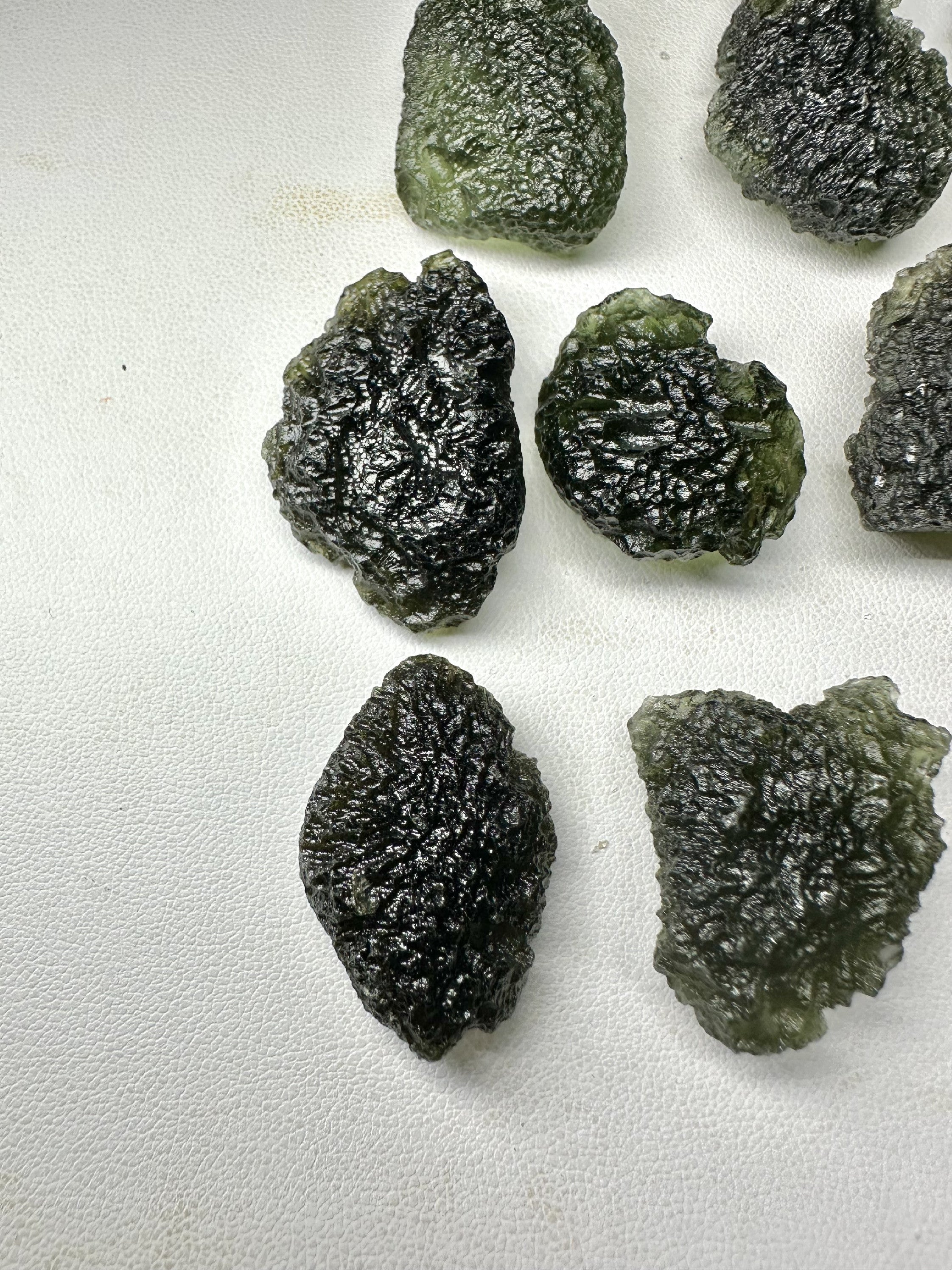 Moldavites – 102,4g - VVEL33