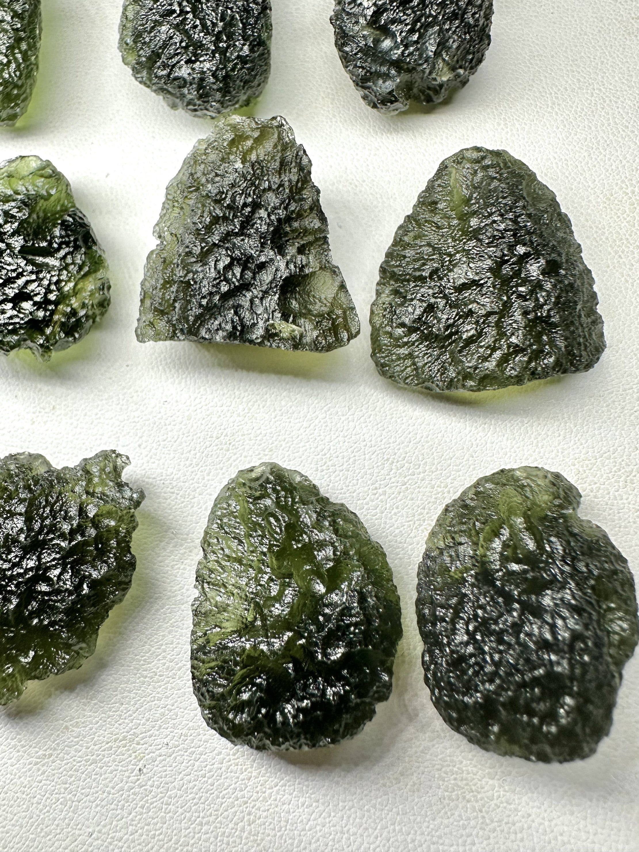 Moldavites – 102,4g - VVEL33