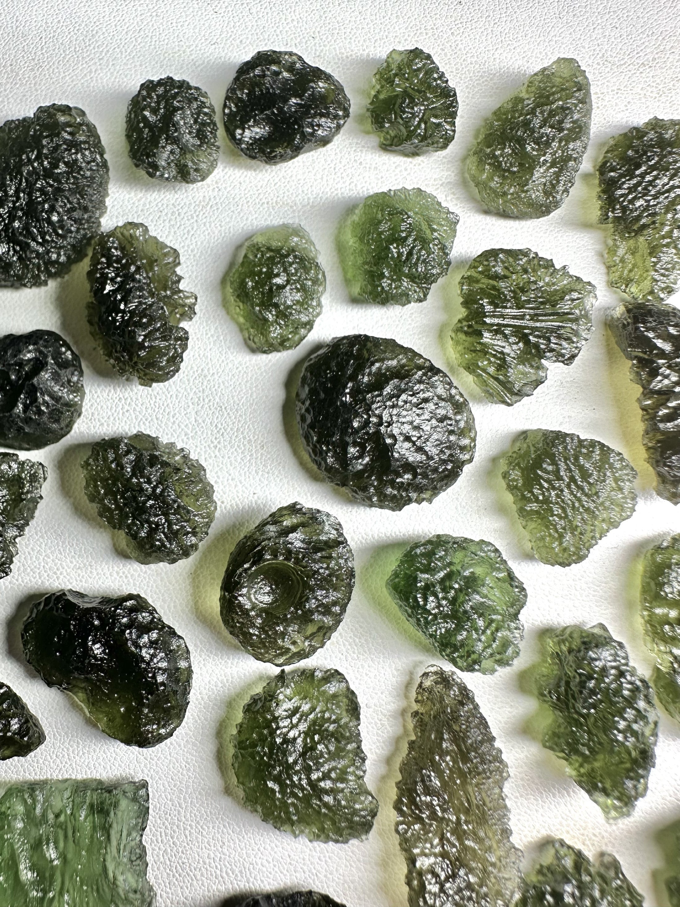 Moldavites – 100g - VVEL38