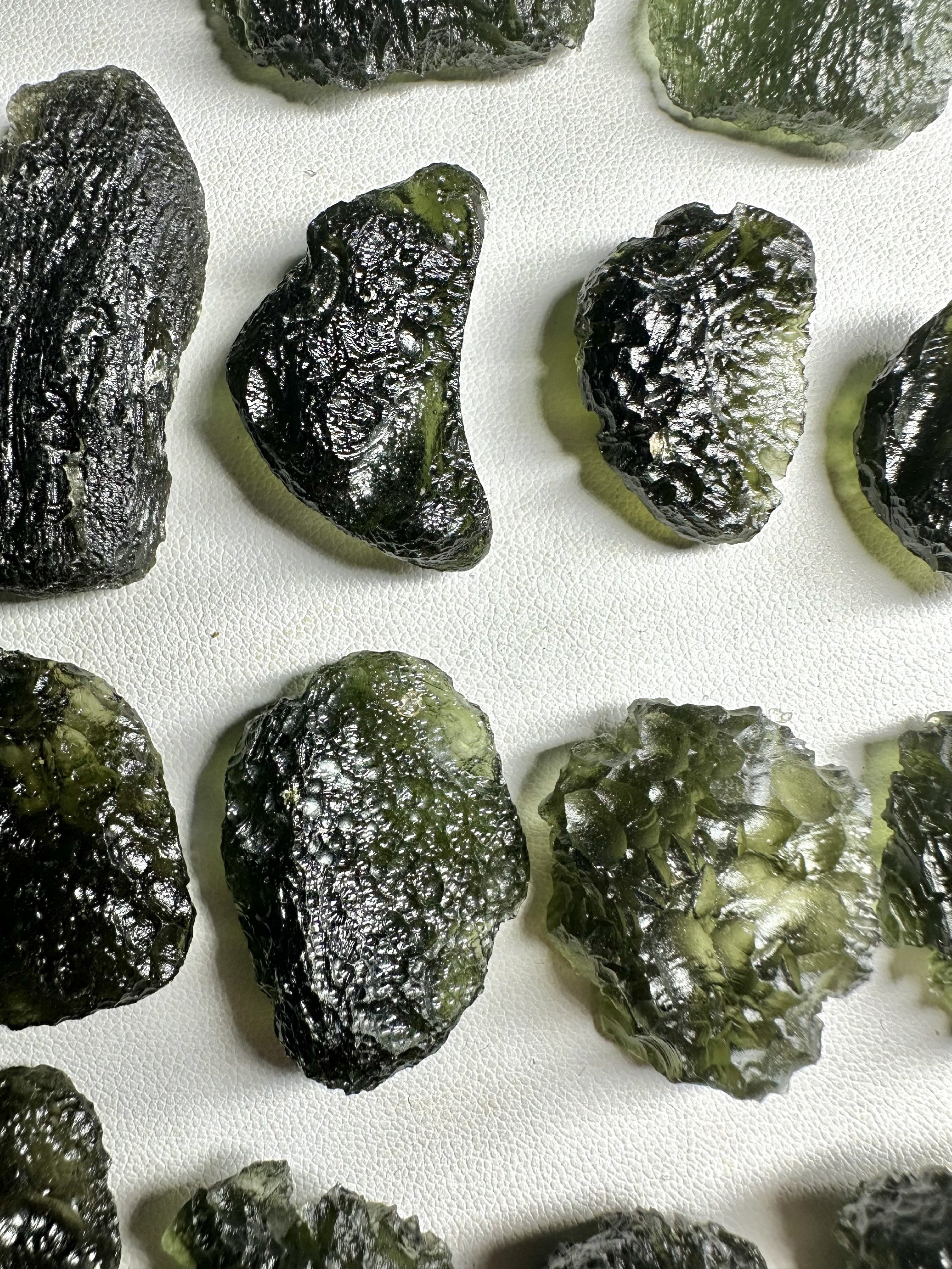 Moldavites – 100g - VVEL39