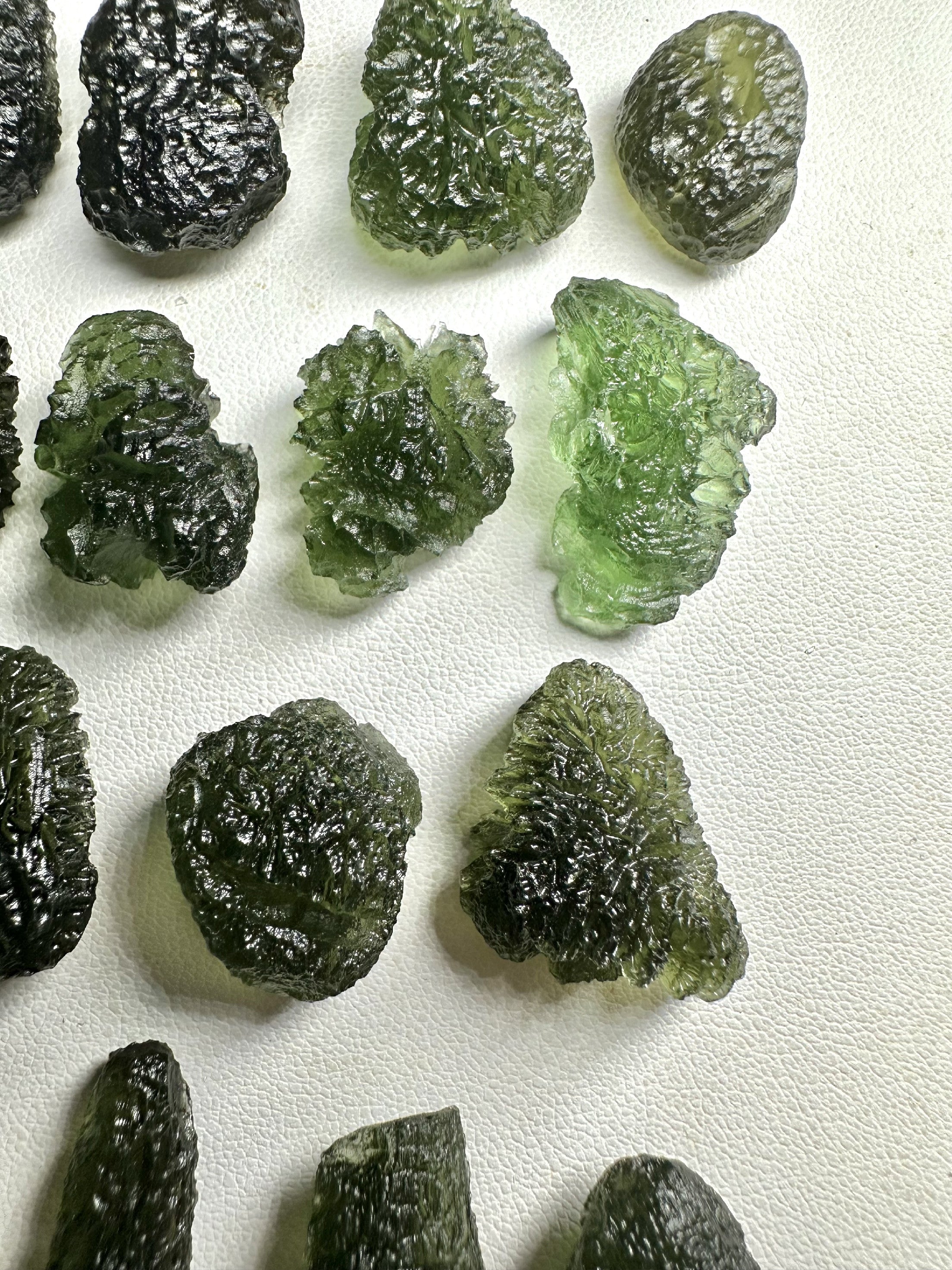 Moldavites – 51g - VVEL44