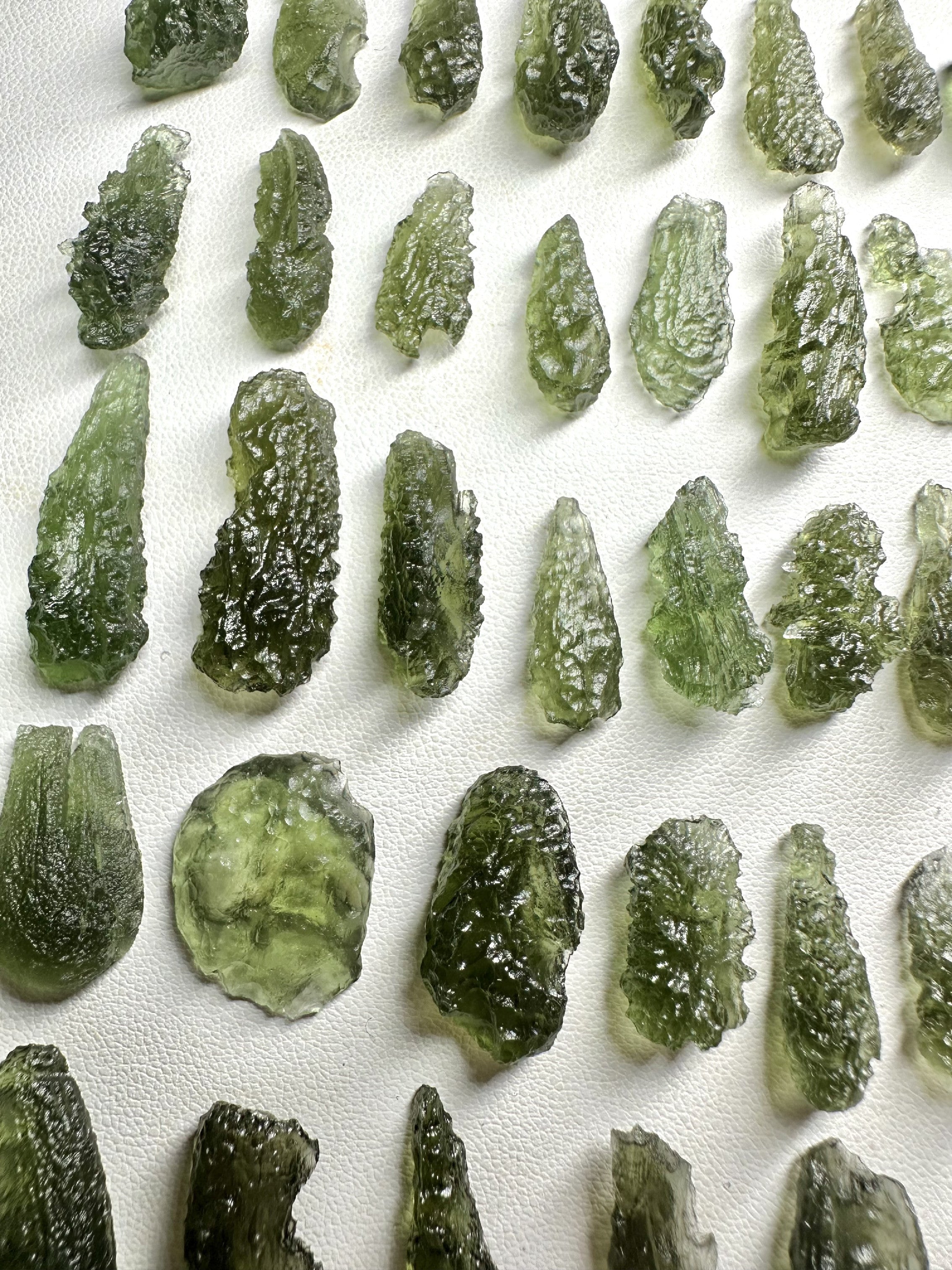 Moldavites – 50,6g - VVEL45