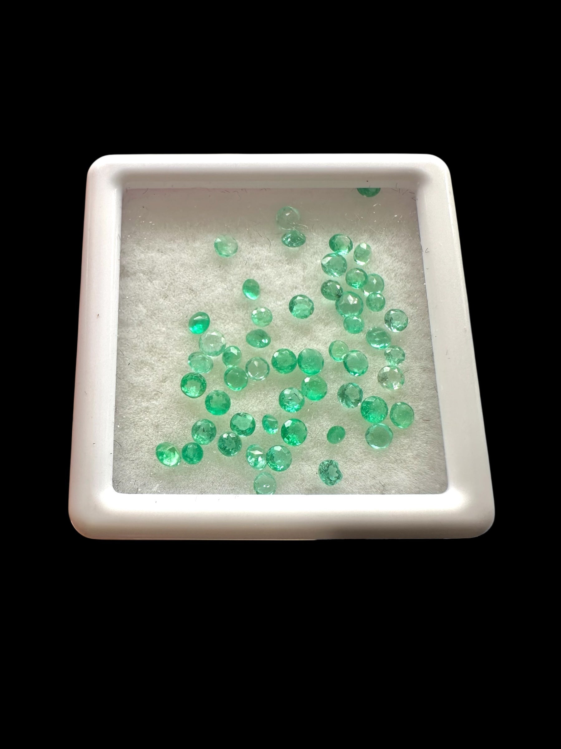 Emerald cuts 52 pcs – Colombia - BS020