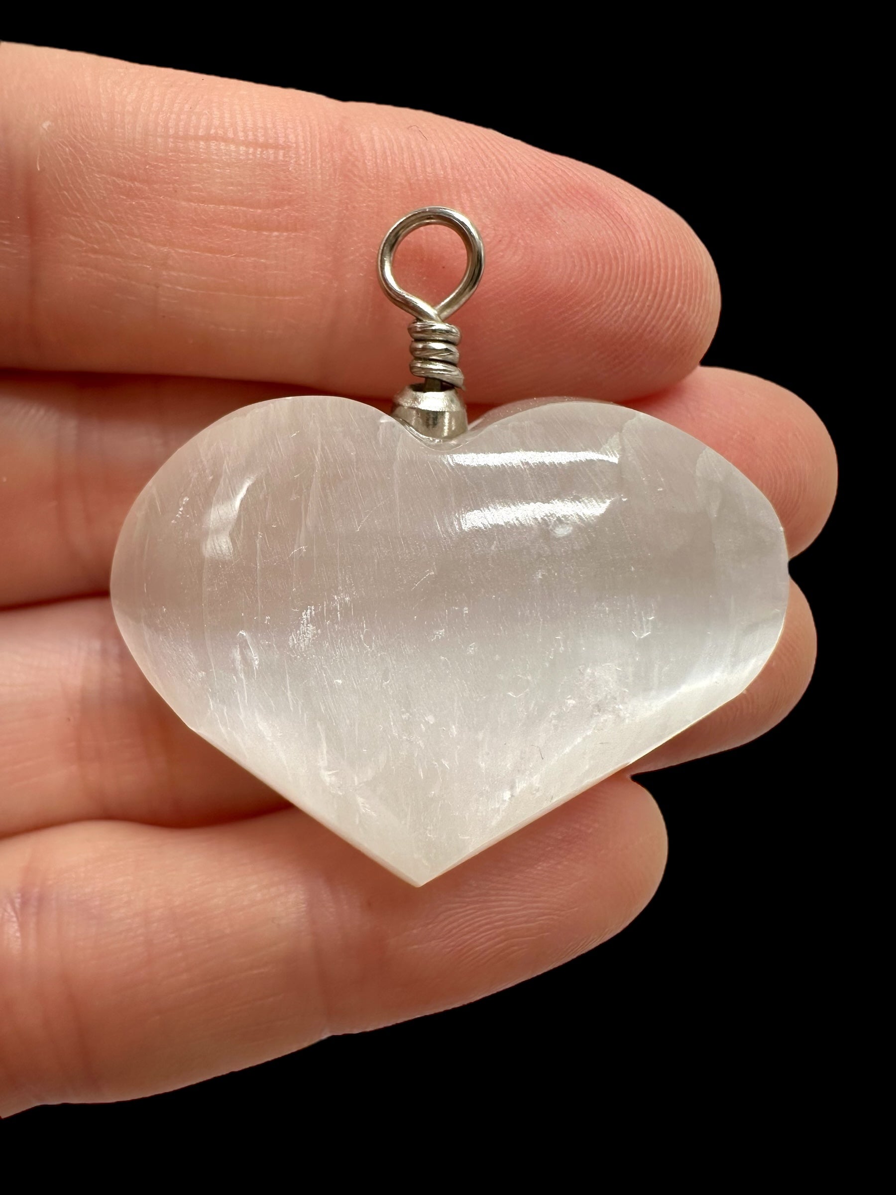 Selenite pendant – heart – Morocco