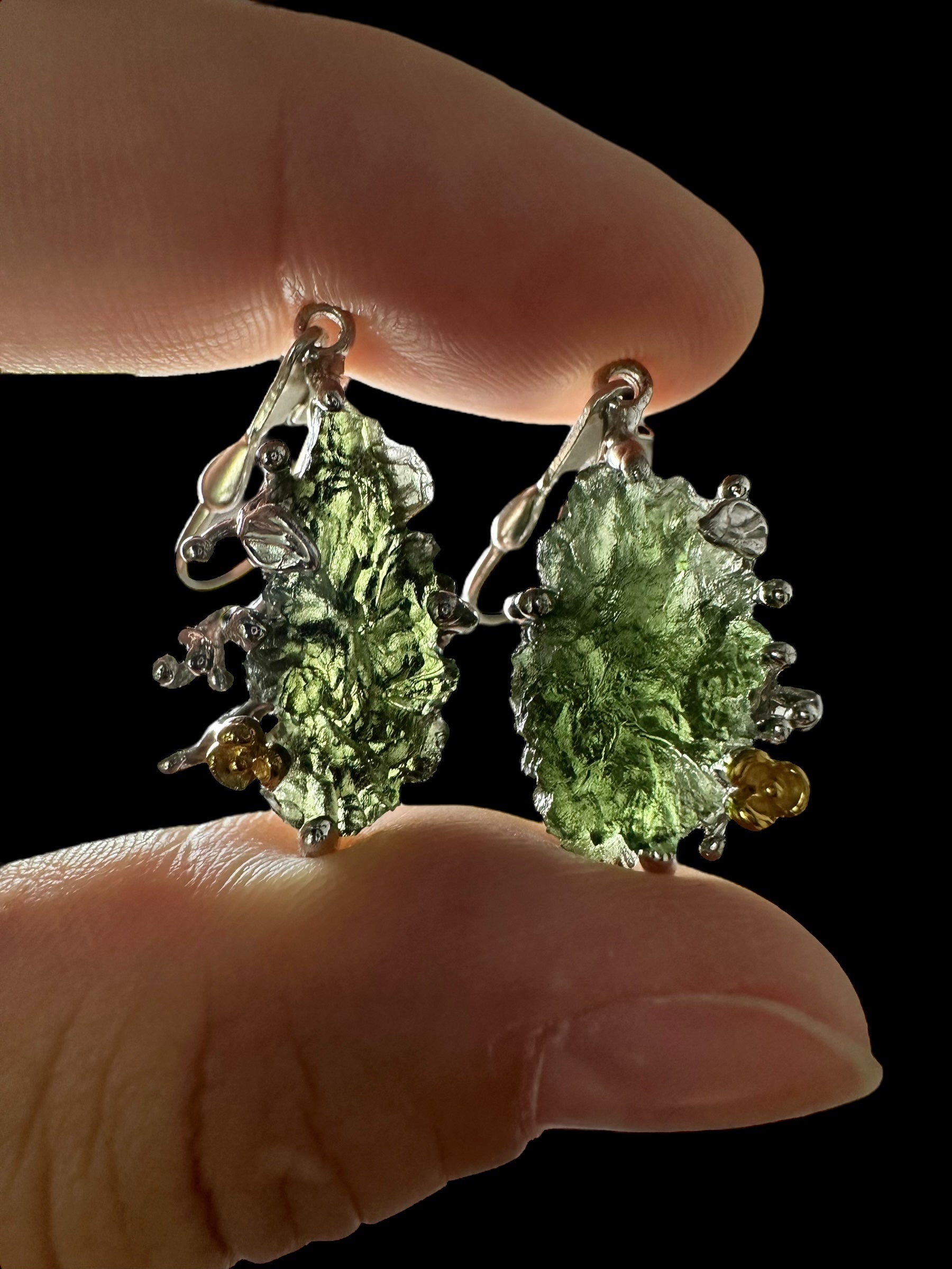 Silver moldavite earrings with gold-plated elements 7,8g - SZ/VN01