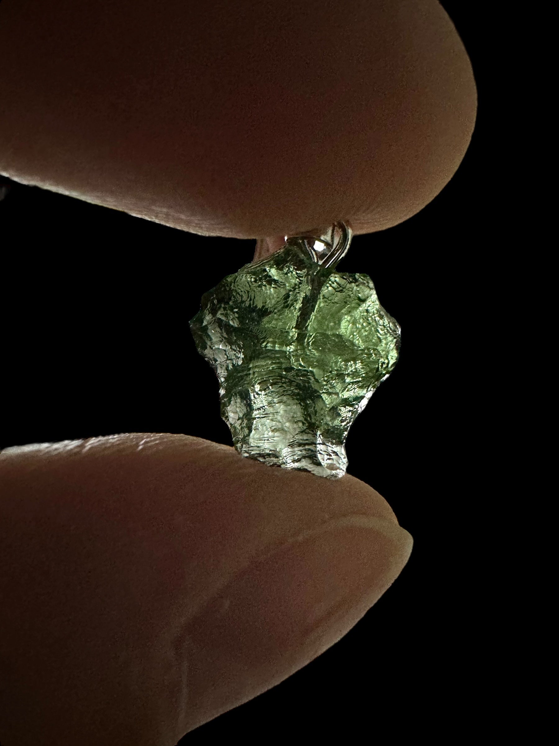 Moldavite pendant 0,7g - P/V463