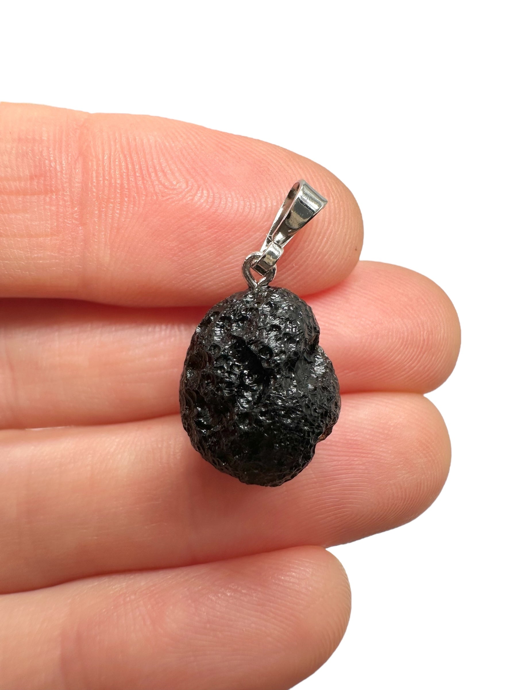 Indochinite pendant 2g