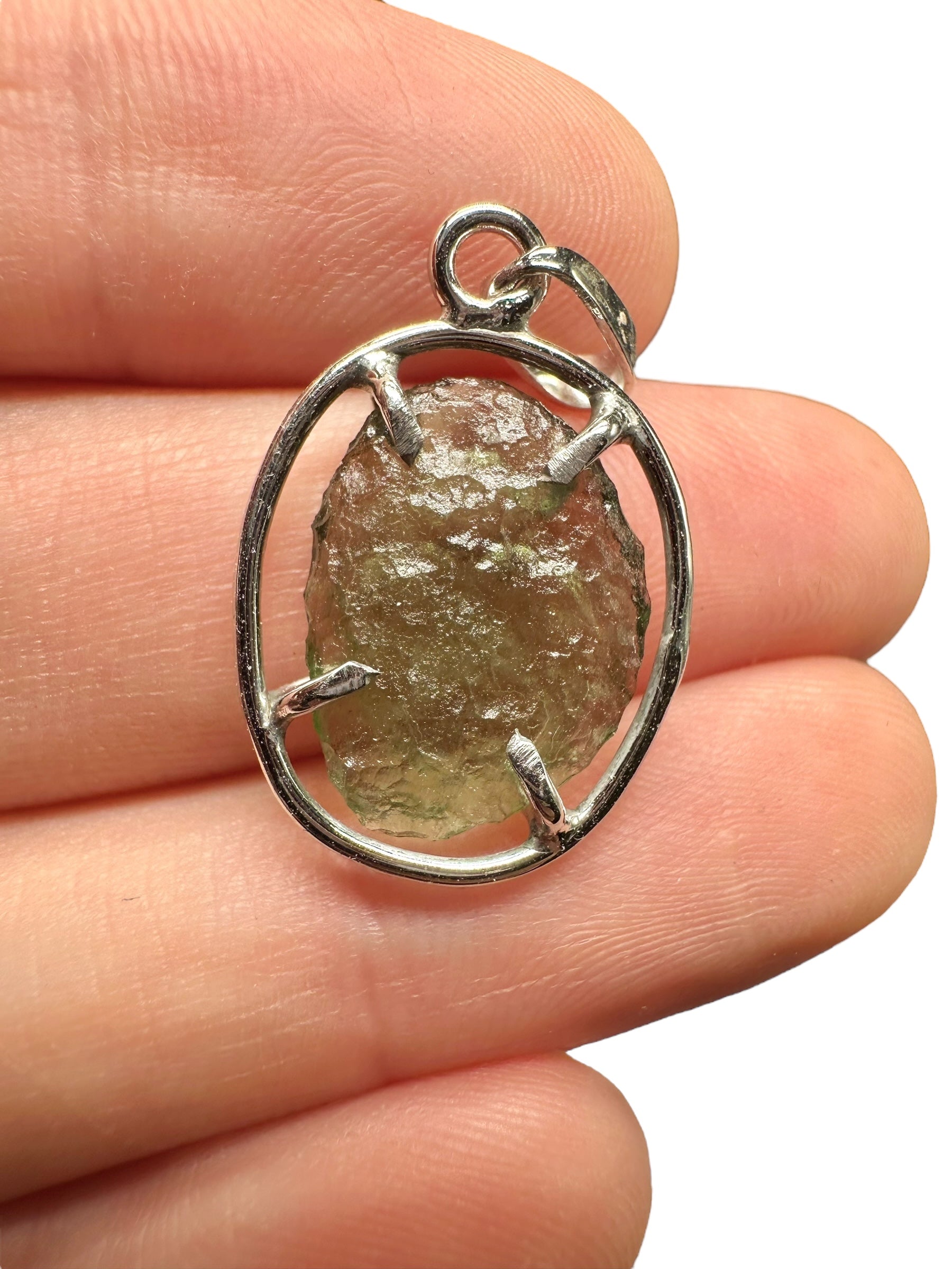 Silver moldavite pendant 1,6g