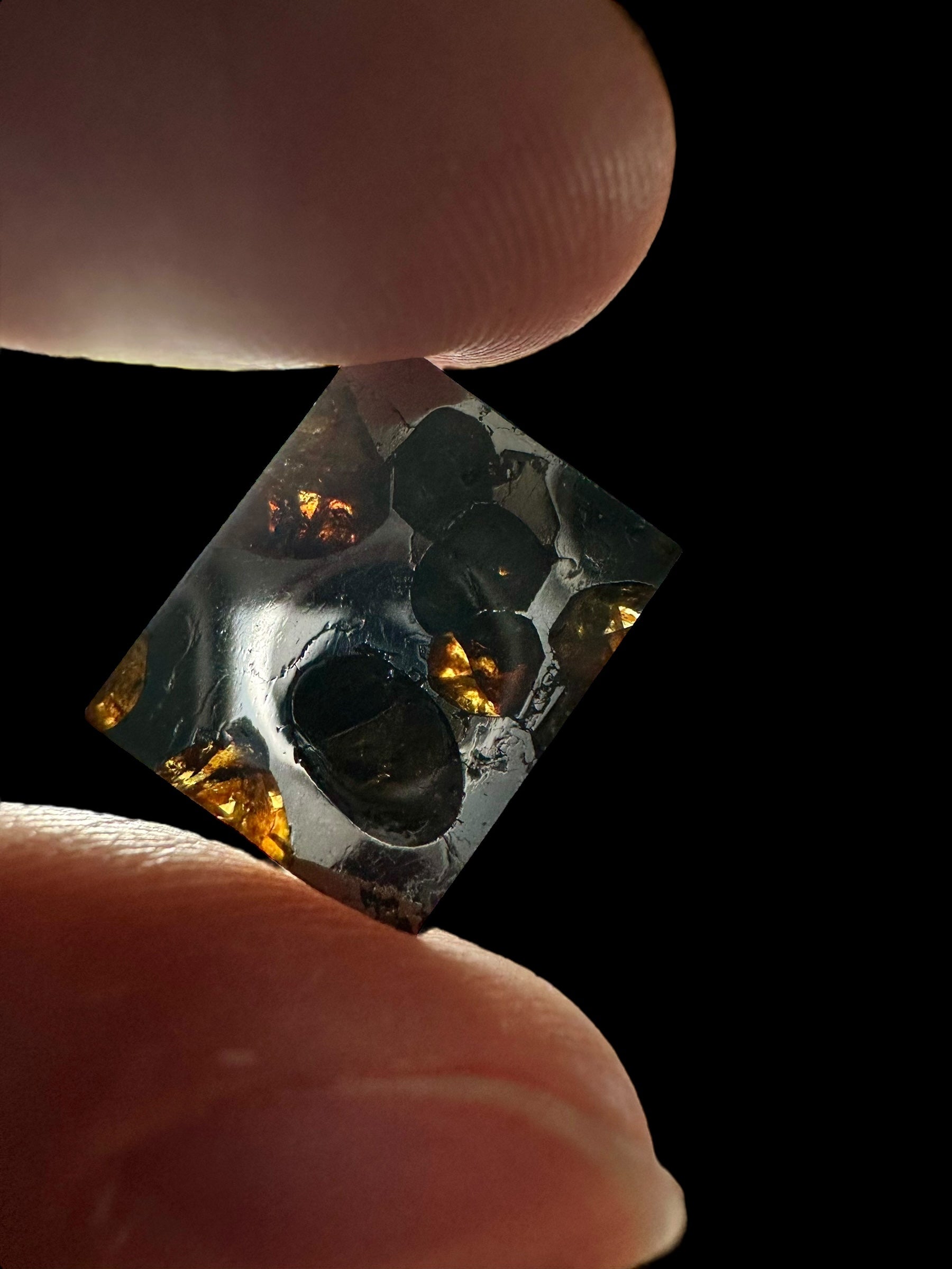 Meteorite Brahin 2,2g – Extra Quality – Belarus - MEBR30