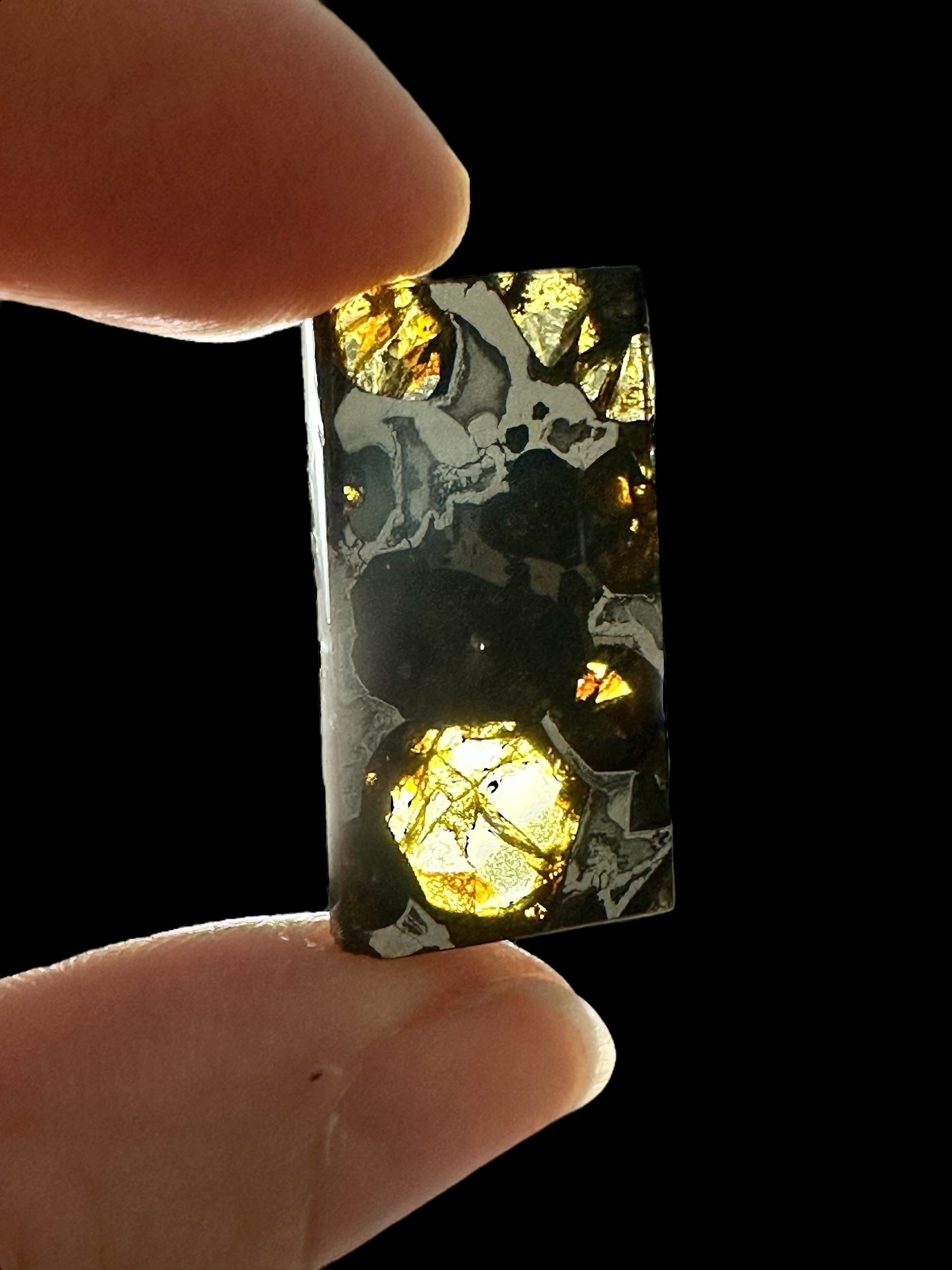 Meteorite Brahin 3,7g – Extra Quality – Belarus - MEBR35
