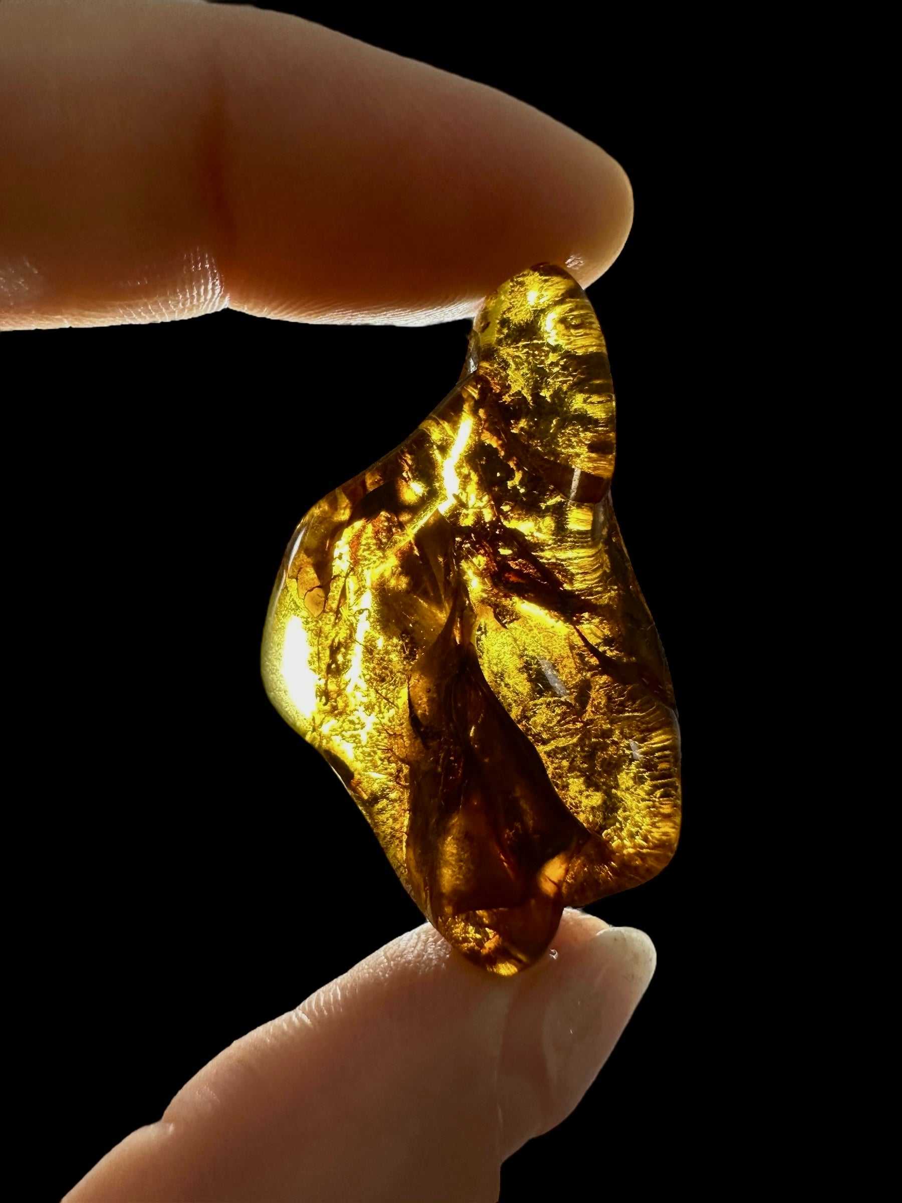 Amber 4,3g – Lithuania - JN577