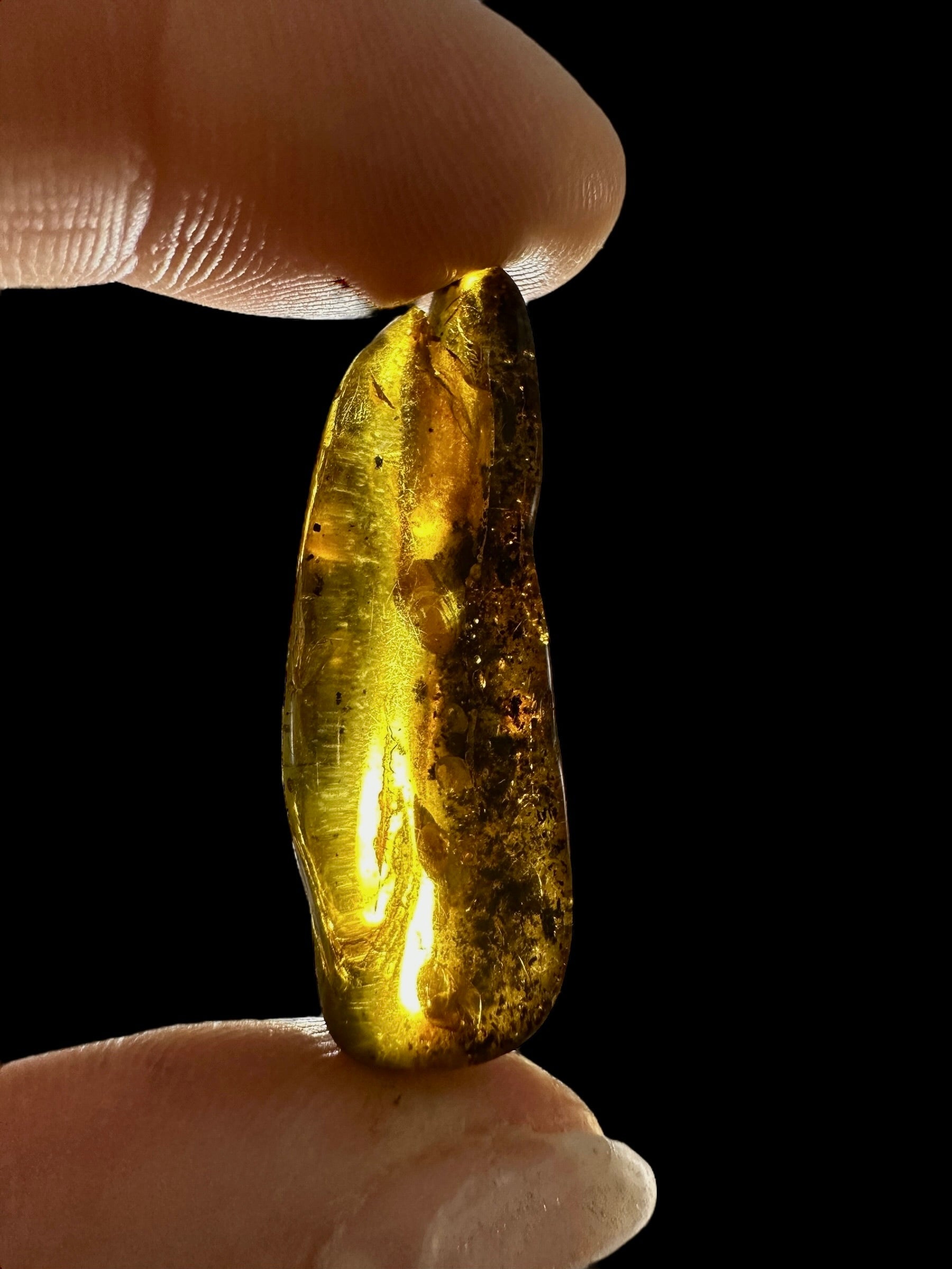 Amber 2,2g – Lithuania - JN585