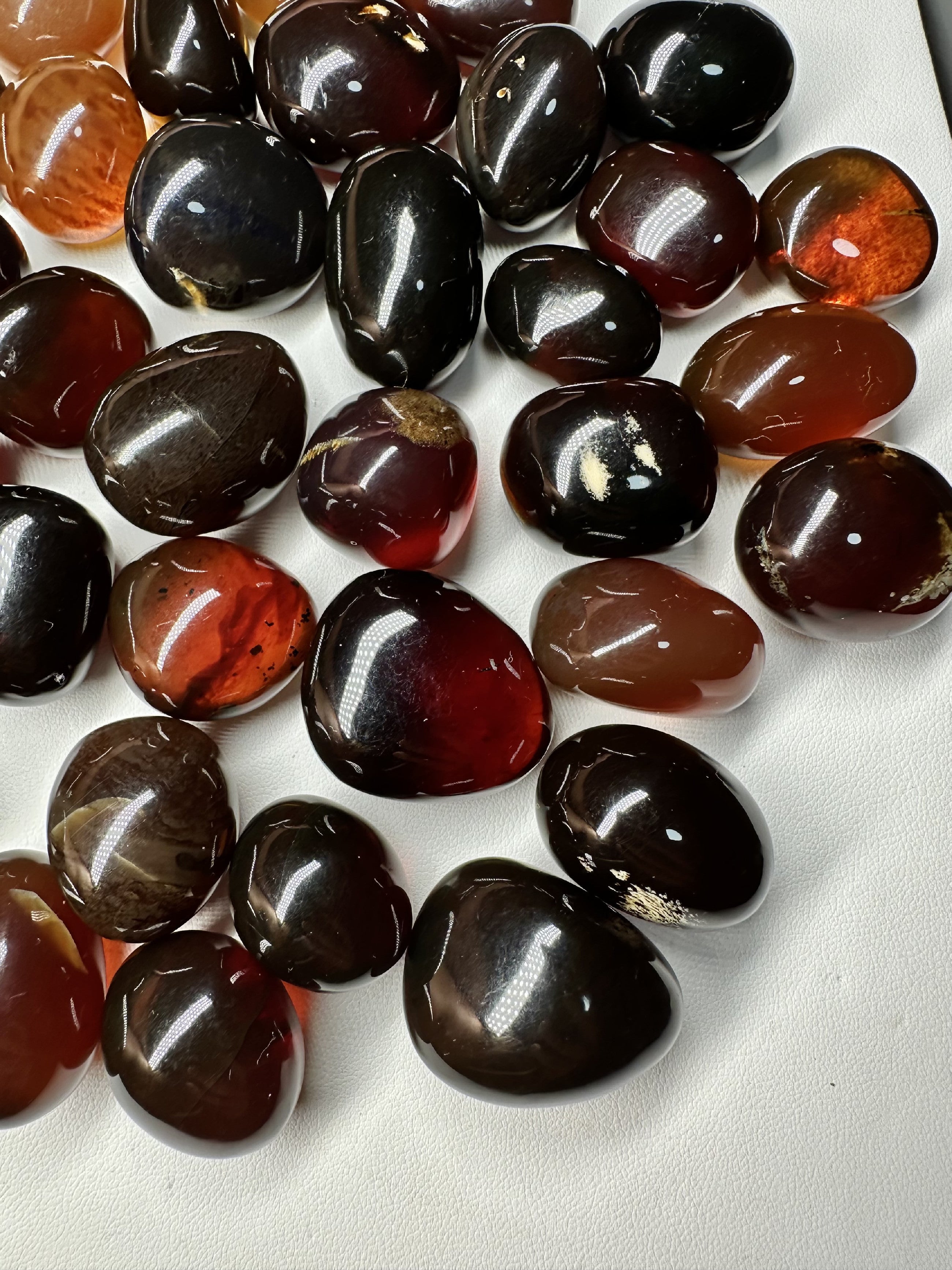 Tumbled amber – Indonesia – 200g / random selection - JVEL02