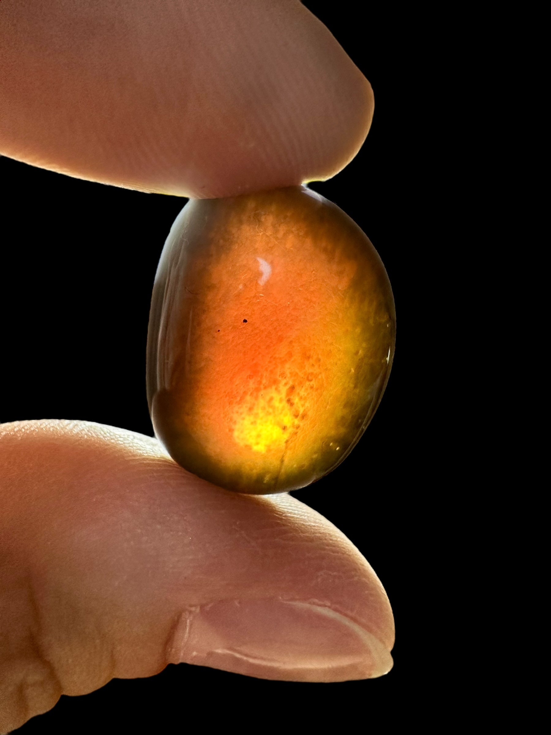 Tumbled amber – Indonesia – 200g / random selection - JVEL02