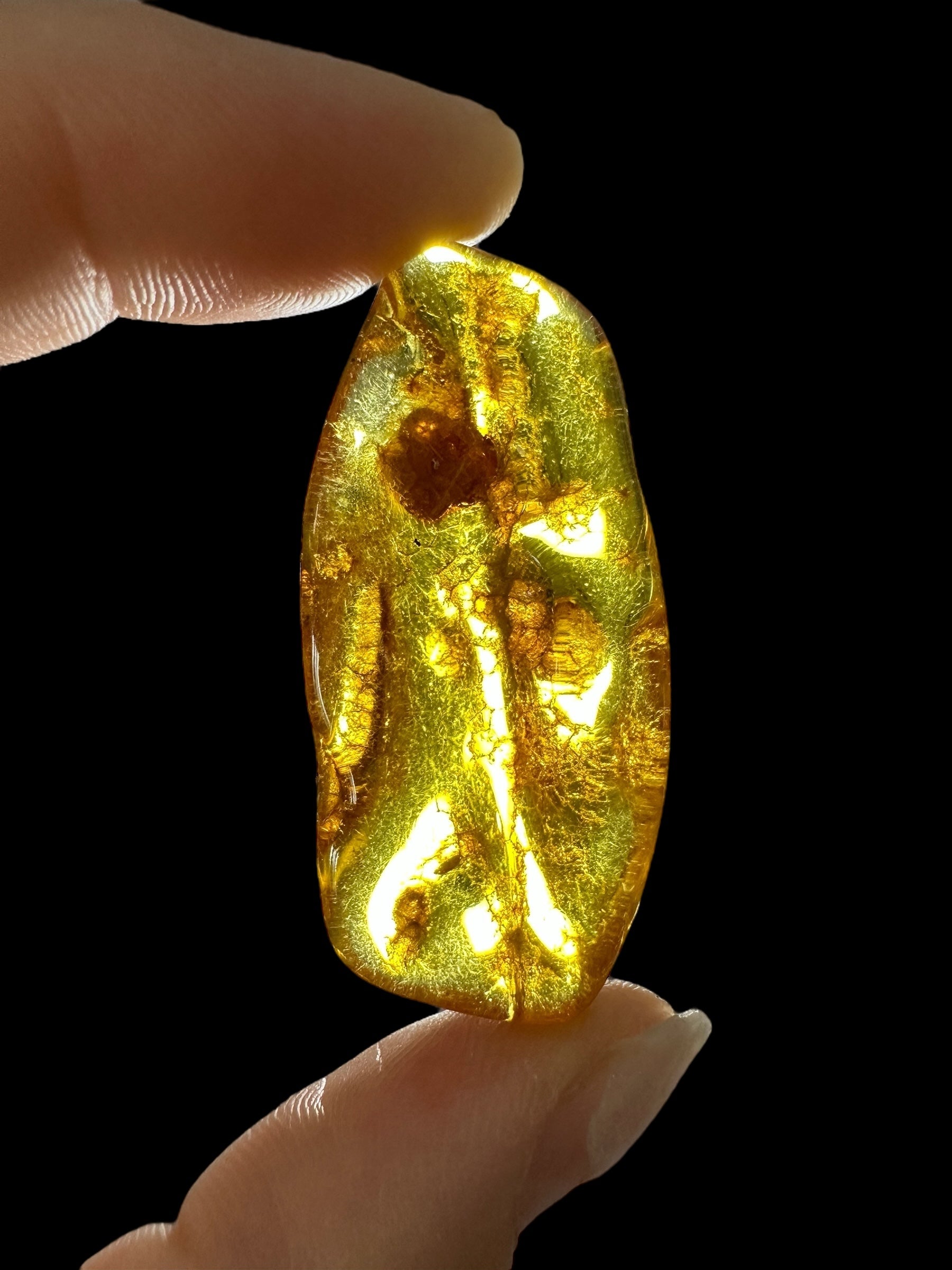 Amber 4,8g – Lithuania - JN624