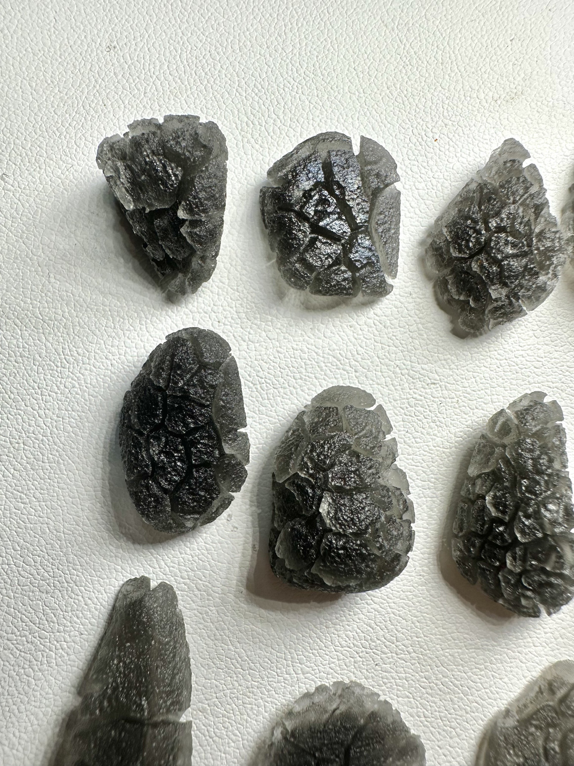Slovak obsidian – Hedgehog – 23g - OBJVEL7