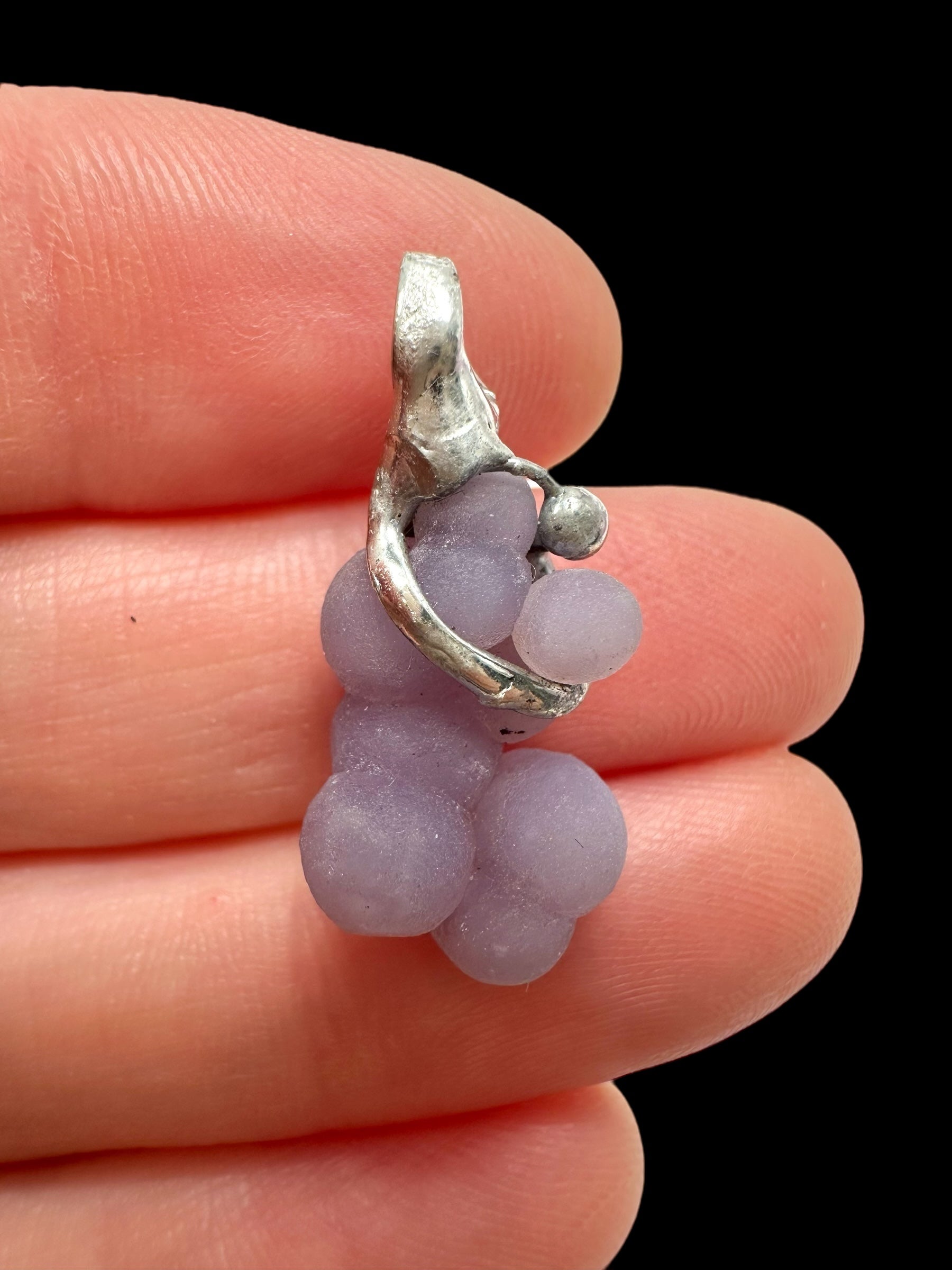 Grape chalcedony pendant